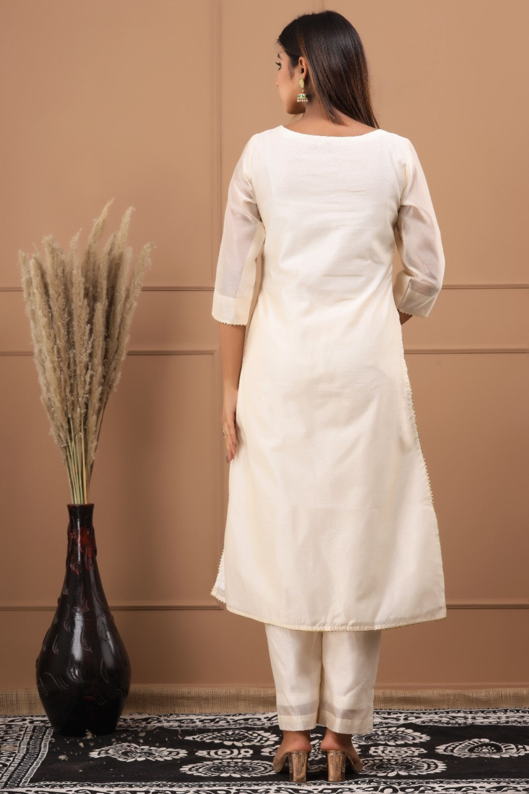 Off White Chanderi Kurta Pant Set