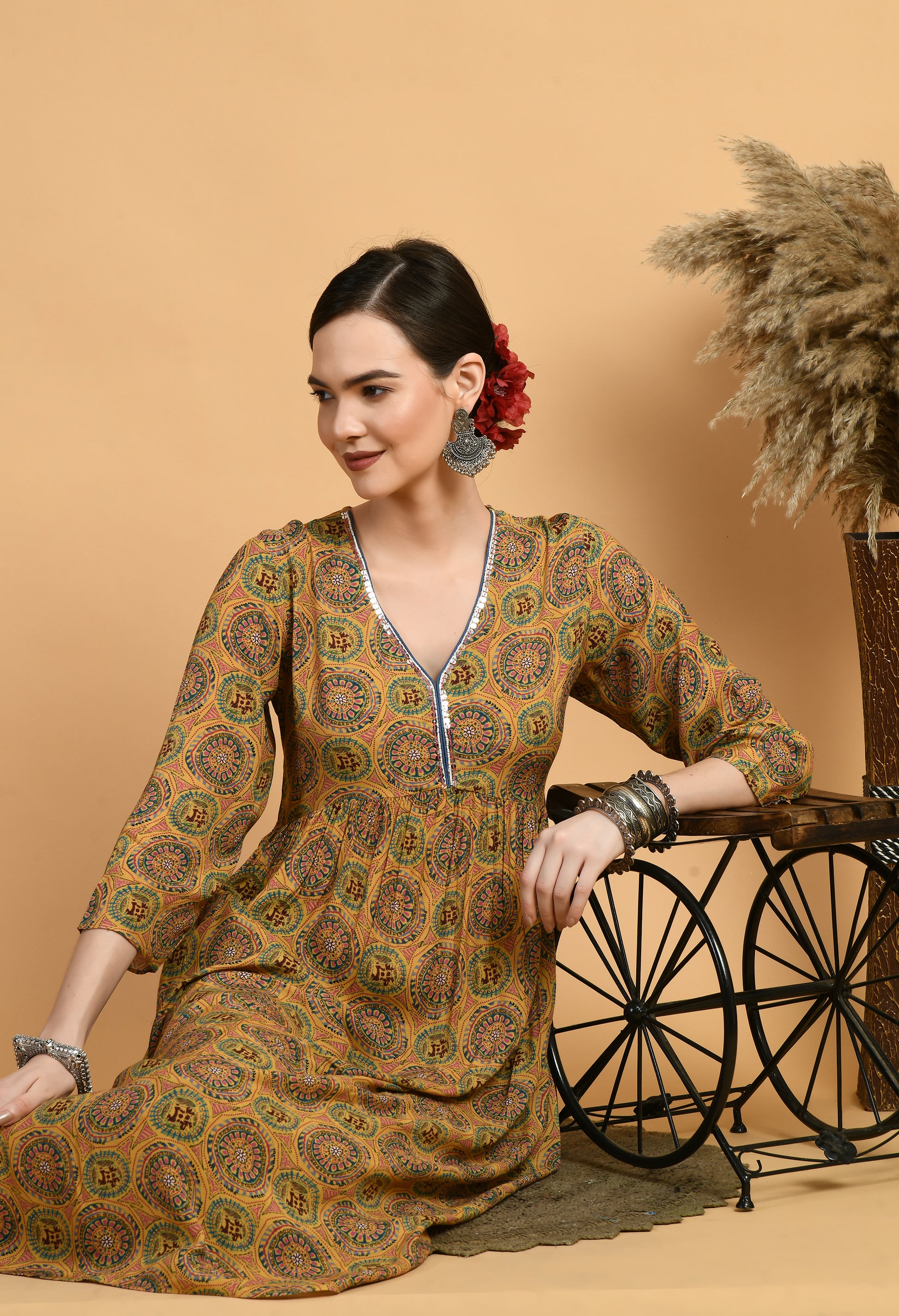 Women Printed Musturd V Neck Maslin Kurta Set