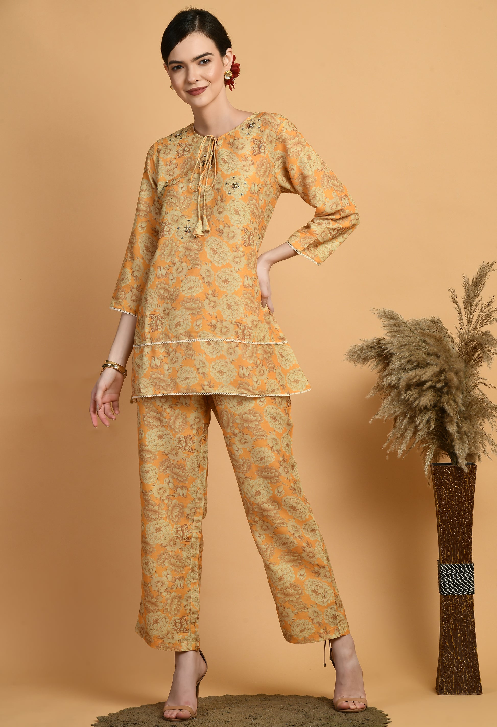 Women Printed Light Musturd Round Neck Maslin Kurta Set