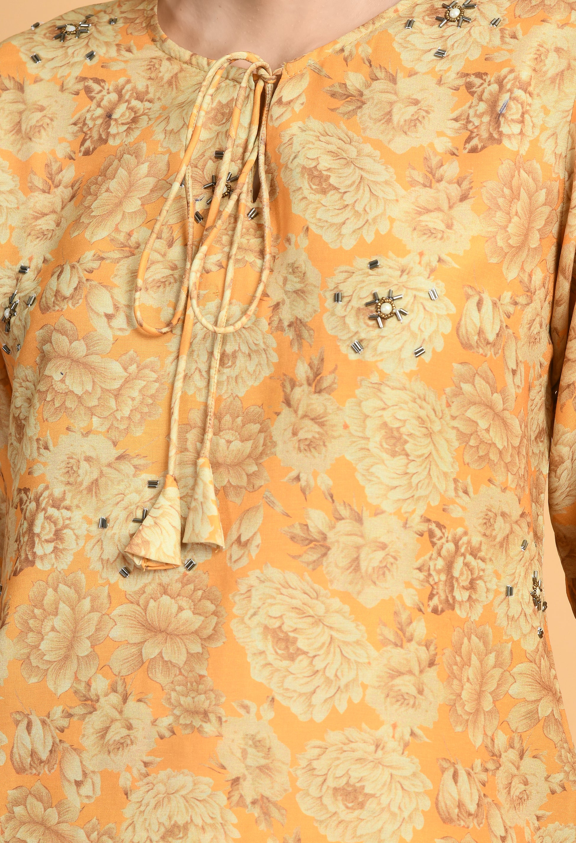 Women Printed Light Musturd Round Neck Maslin Kurta Set