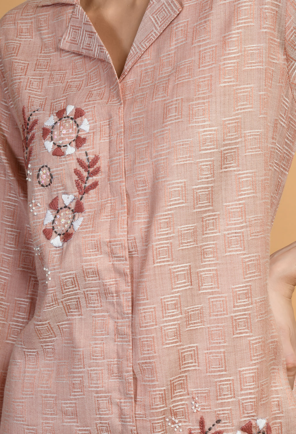 Women Embroidery Peach V Neck Cotton Kurta Set