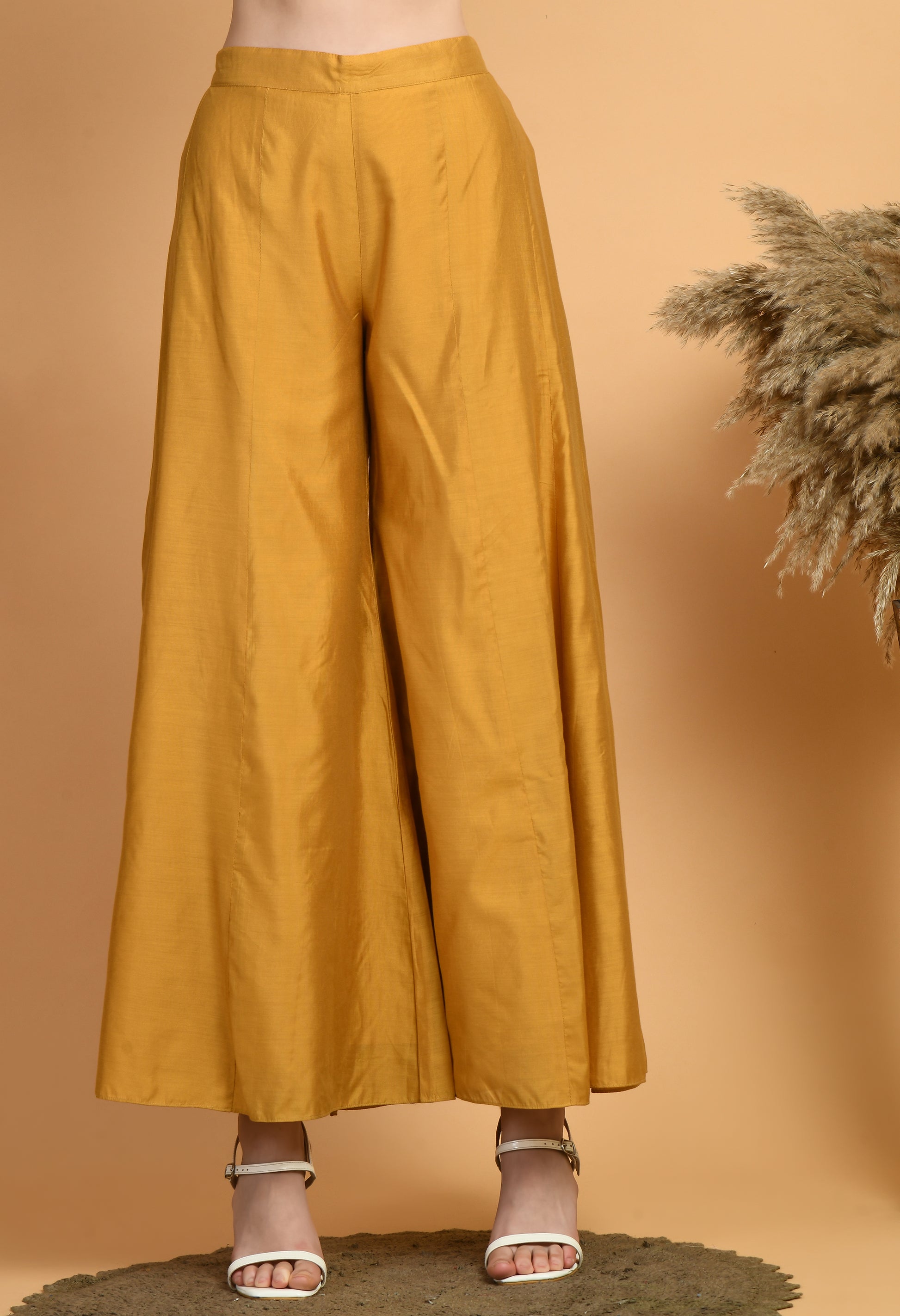 Women Self Design Musturd Collar Neck Chanderi Kurta Set