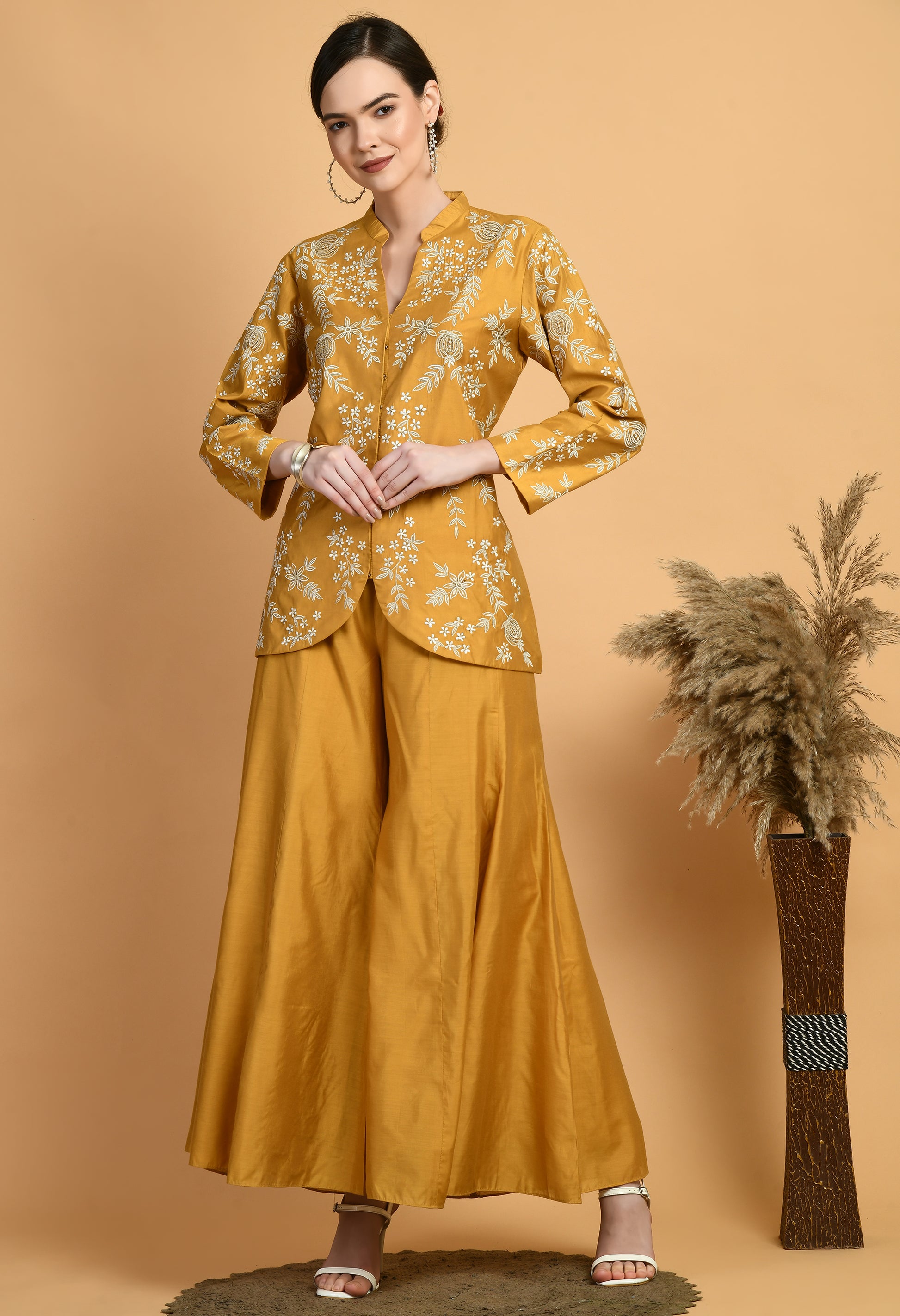 Women Self Design Musturd Collar Neck Chanderi Kurta Set