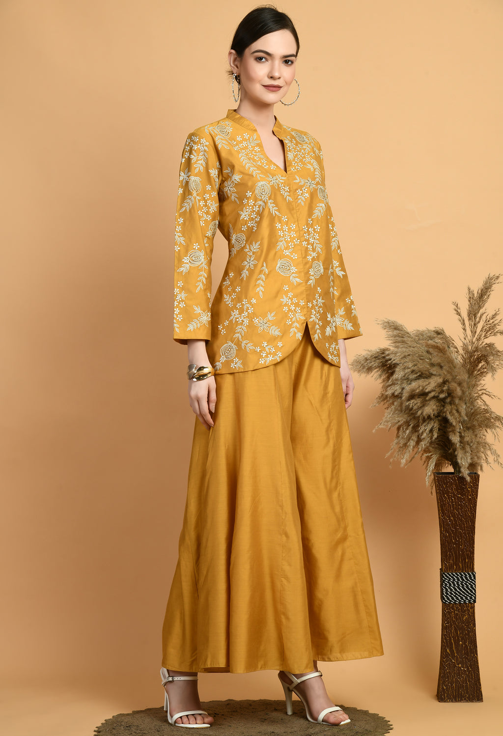 Women Self Design Musturd Collar Neck Chanderi Kurta Set