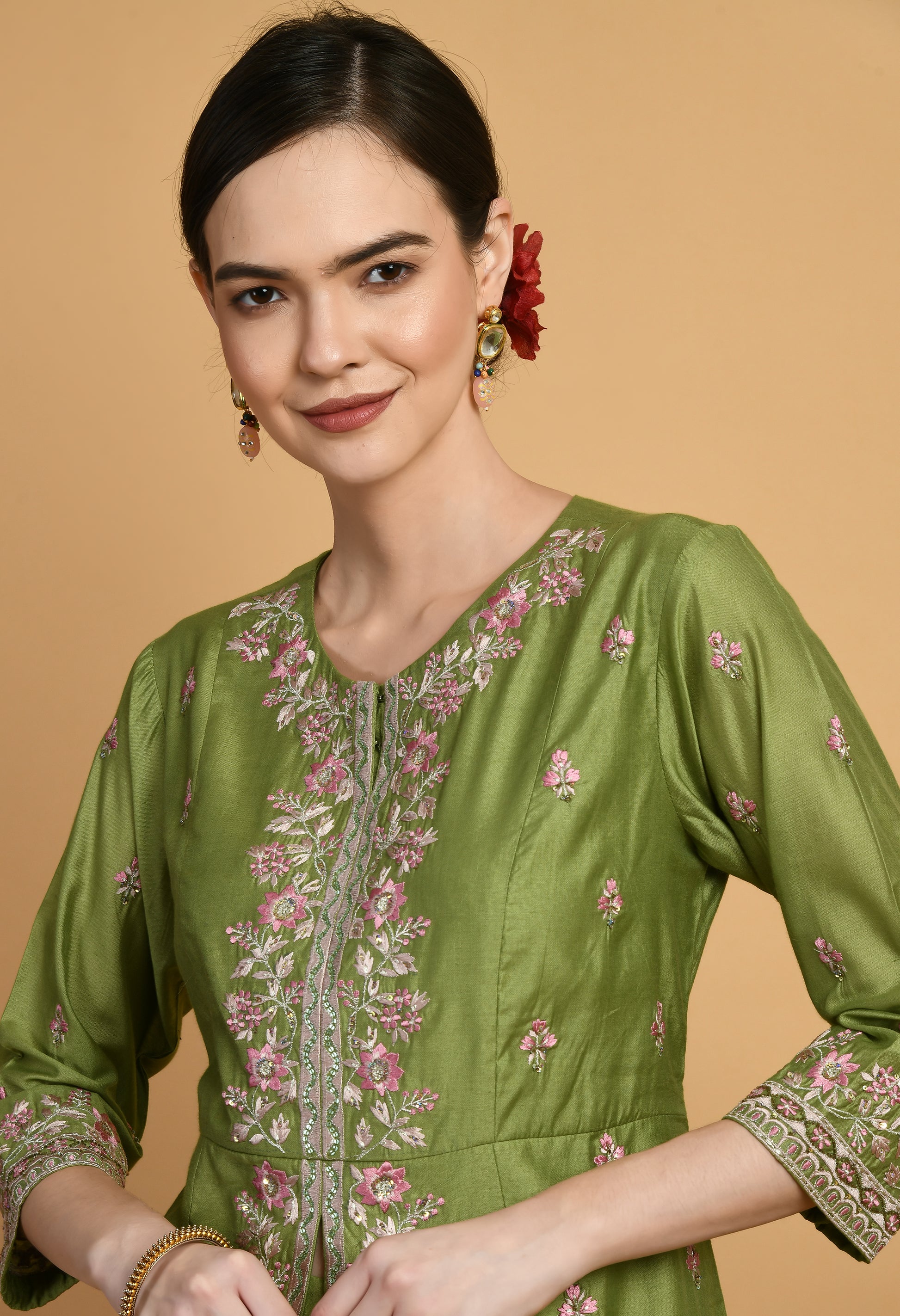 Green Chanderi Embroidery  Kurta Set