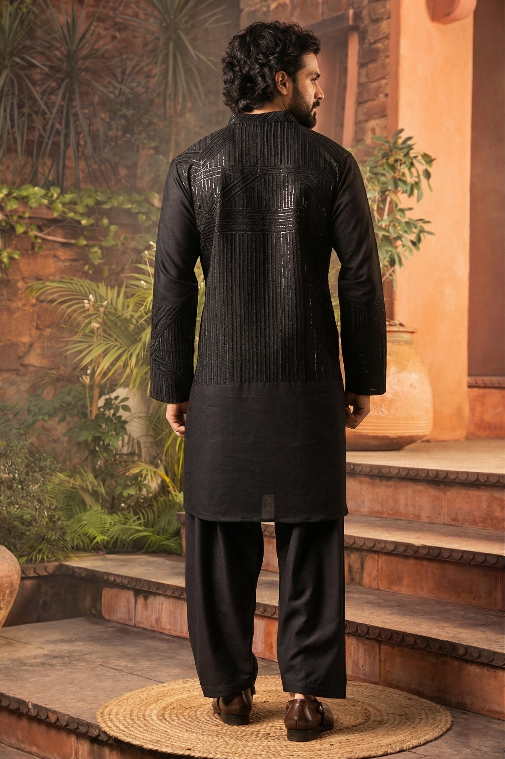 Men's Silk Blend Black Printed,Embroidery Work Kurta with payjama