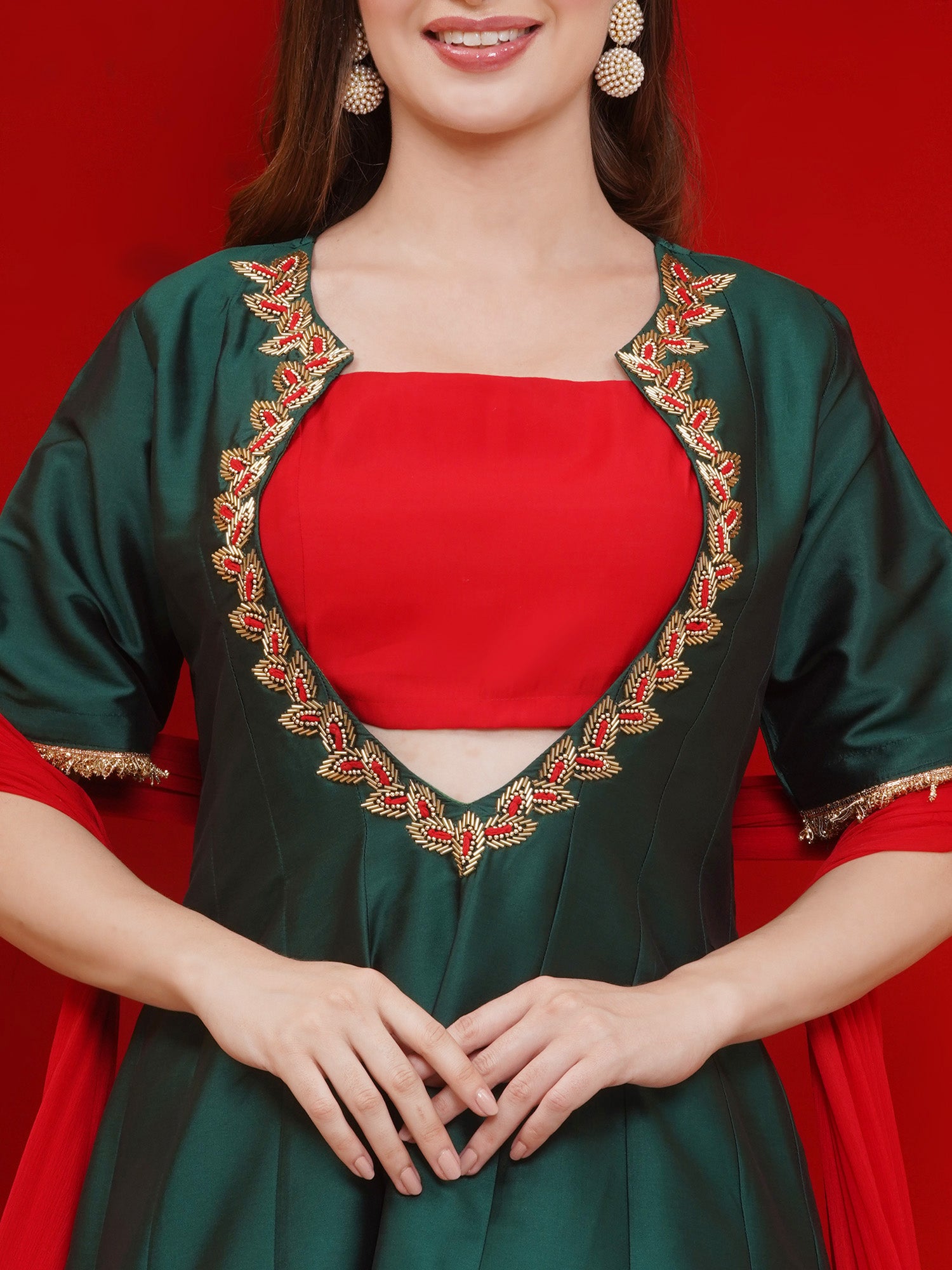 Women Green Tafta anarkali Suit