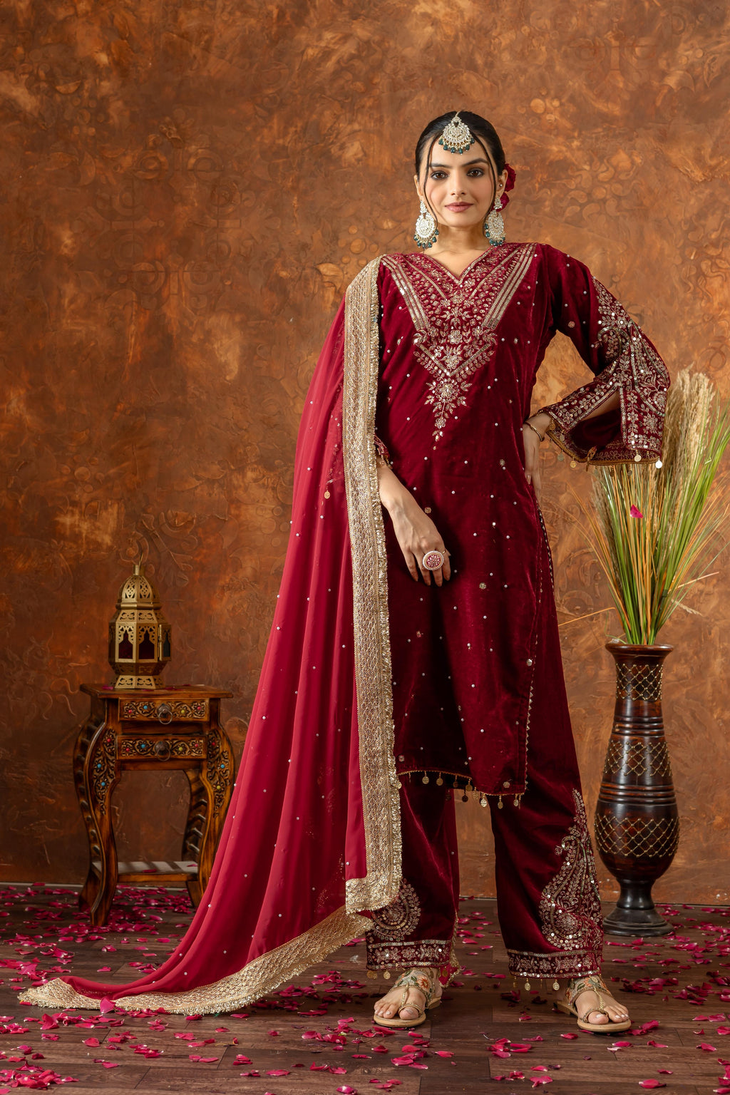 Women Red Velvet Kurta Set