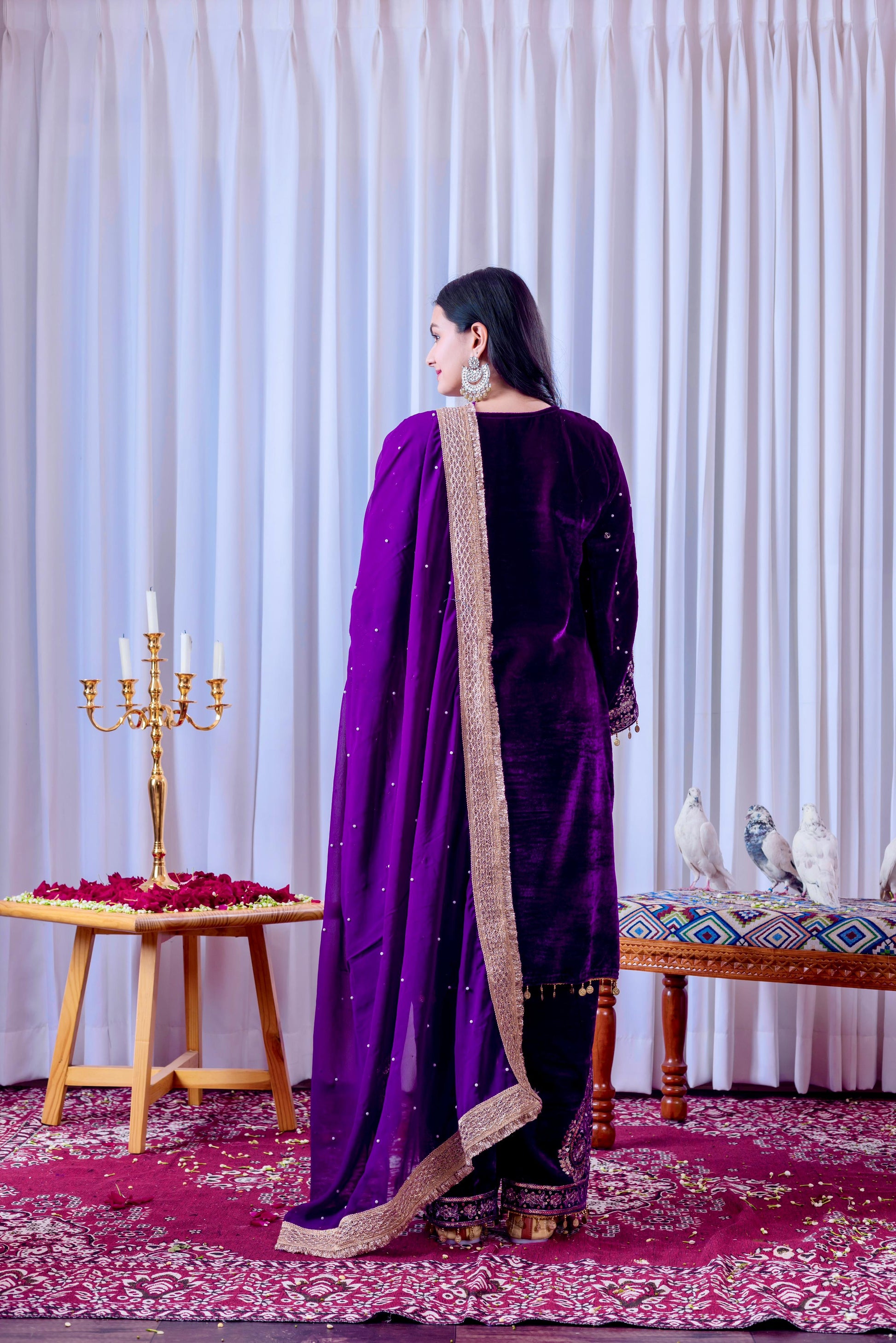 Women Purple Velvet Kurta Set