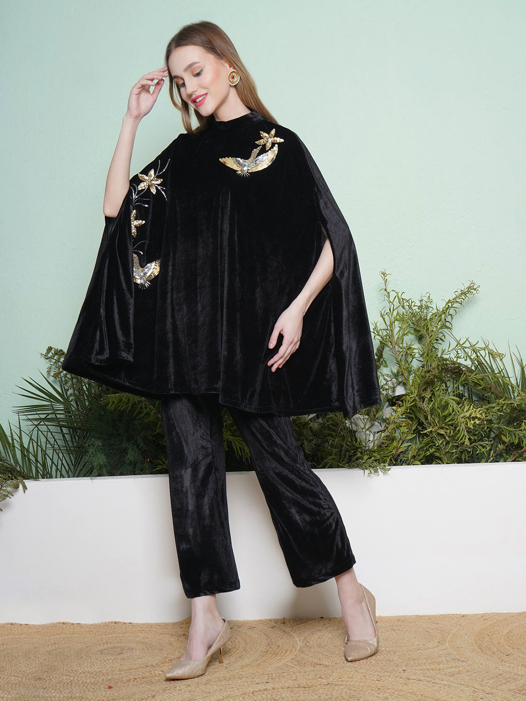 Women Black Hand Embellished Cape Style Kurta with Bellbottom Pants