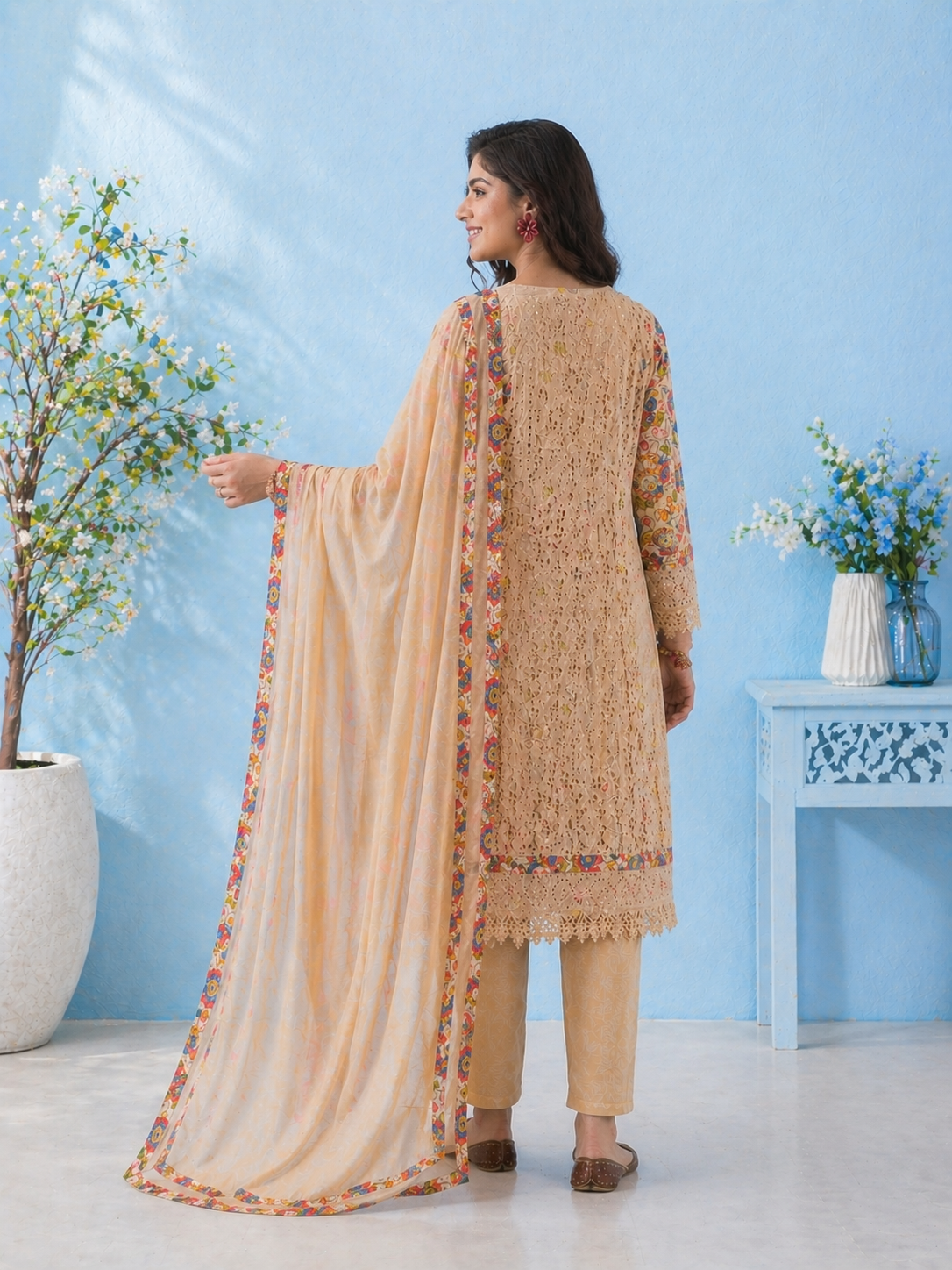 Women Beige Pure cotton Embroidered Kurta set