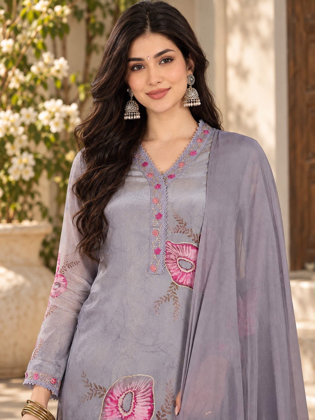 Women Grey Simmar Silk Embroidery  Kurta set