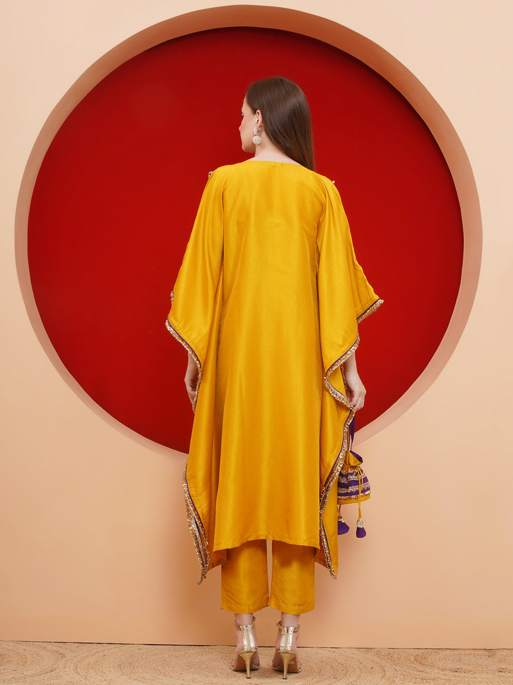 Women Yelow Kaftaan Set with ineer and Potli