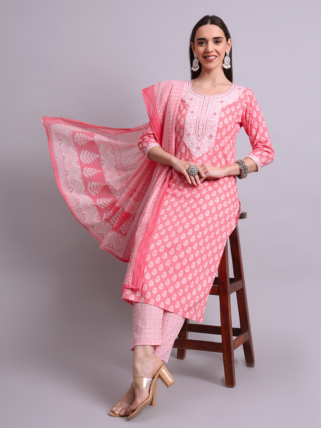 Red Cotton Buti Printed & Embroidery Work Kurta With Pant Sets with dupatta