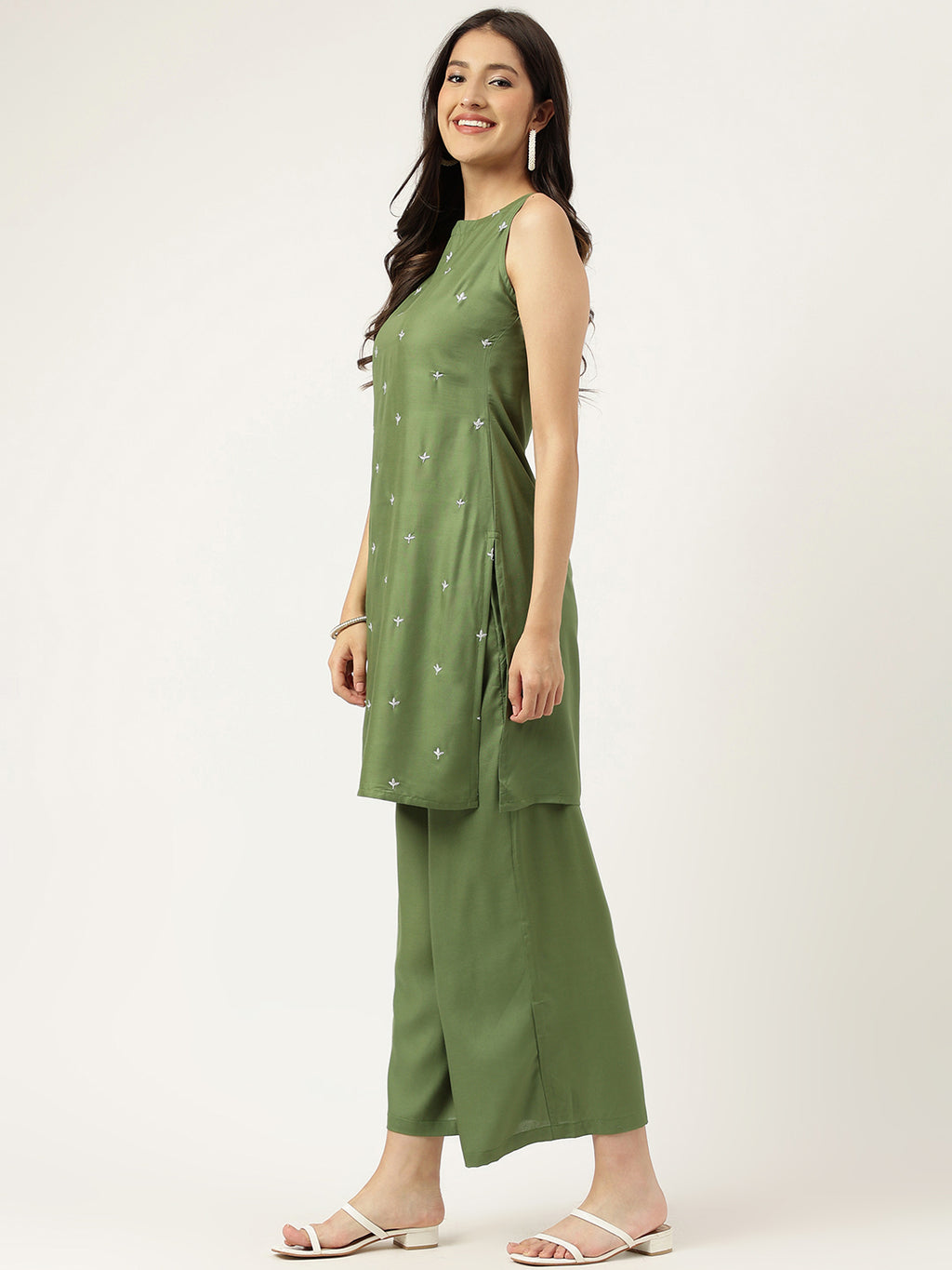 Embroidered Rayon Green Straight Kurta Sets