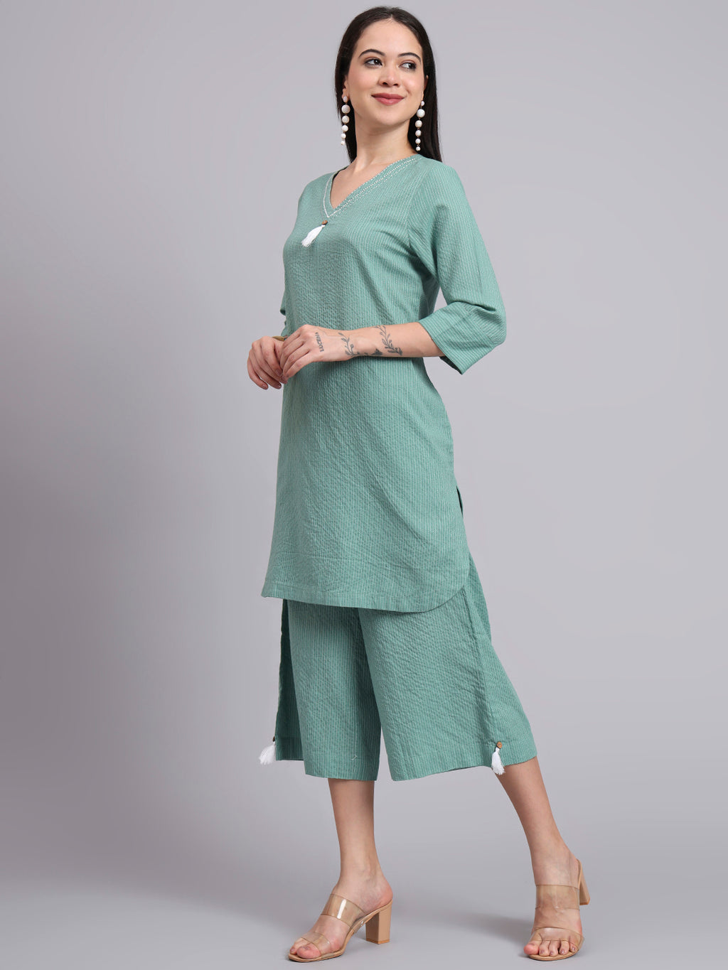Women Green Cotton Khatha & Hand Work Co-ord Set (Set of 2)