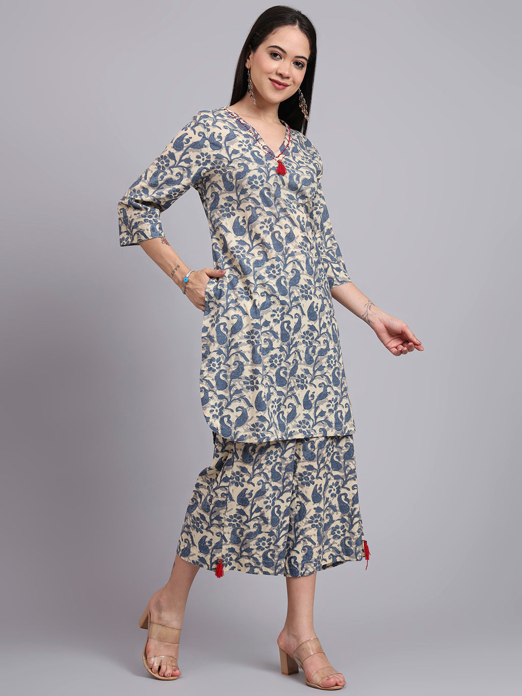 Women Blue Cotton Printed & Hand Work Co-ord Set
