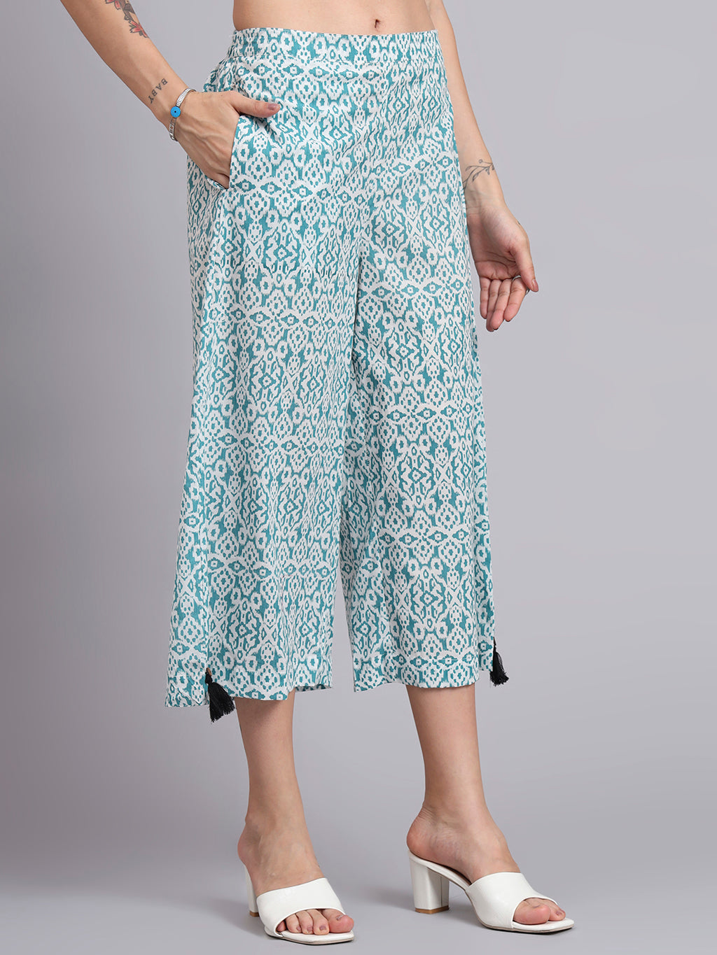 Women  Green Cotton Printed & Hand Work Co-ord Set (Set of 2)