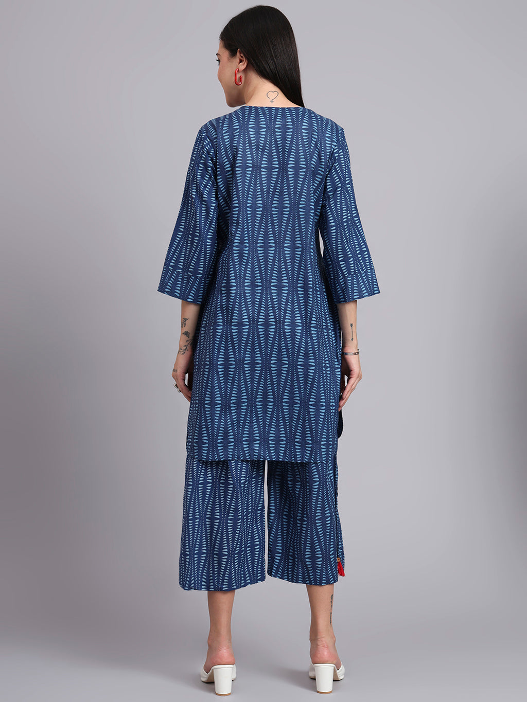 Women Blue Cotton Printed & Hand Work Co-ord Set (Set of 2)