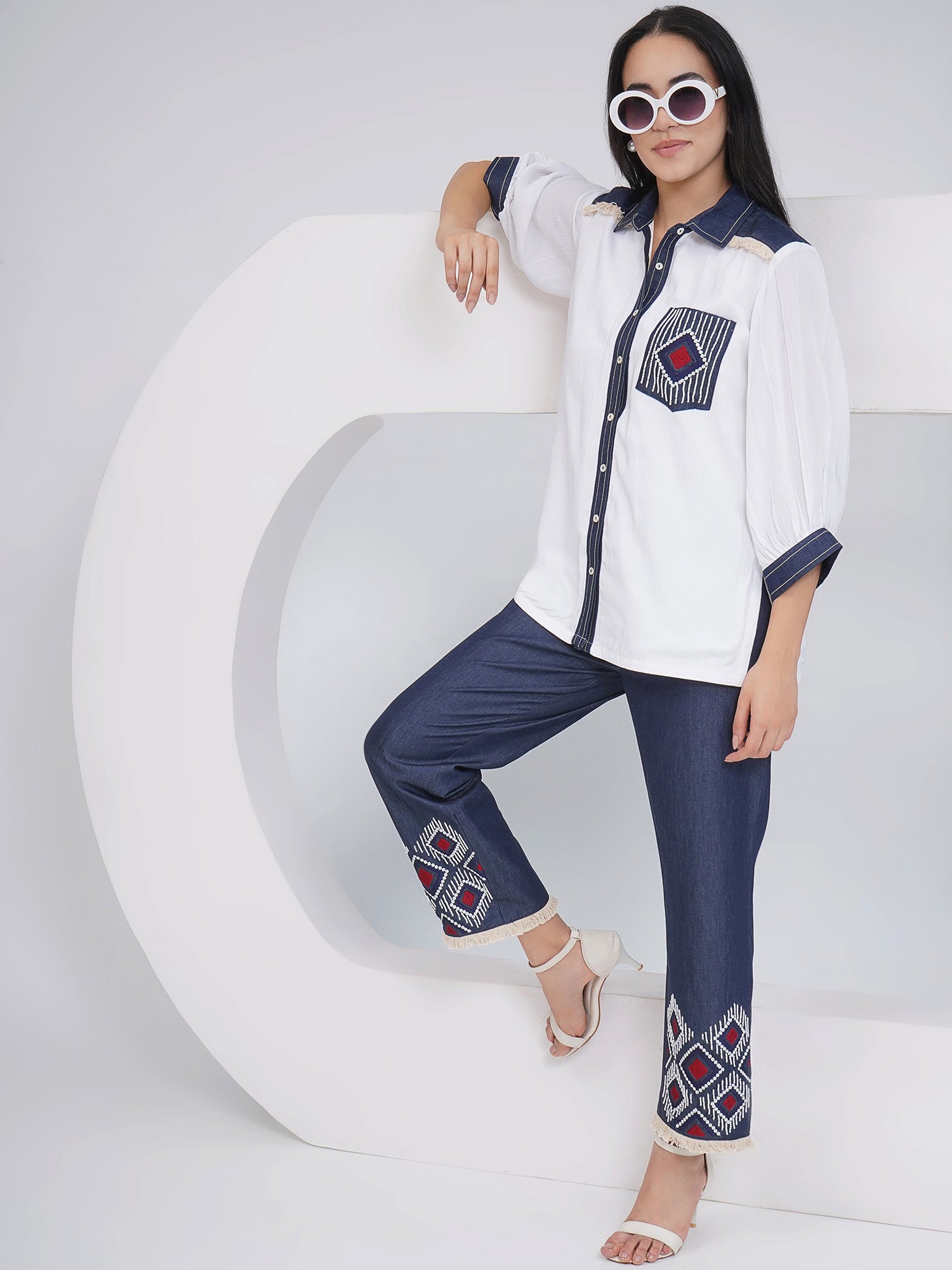 Ethnic White White Embellished shirt with Embellished Pants