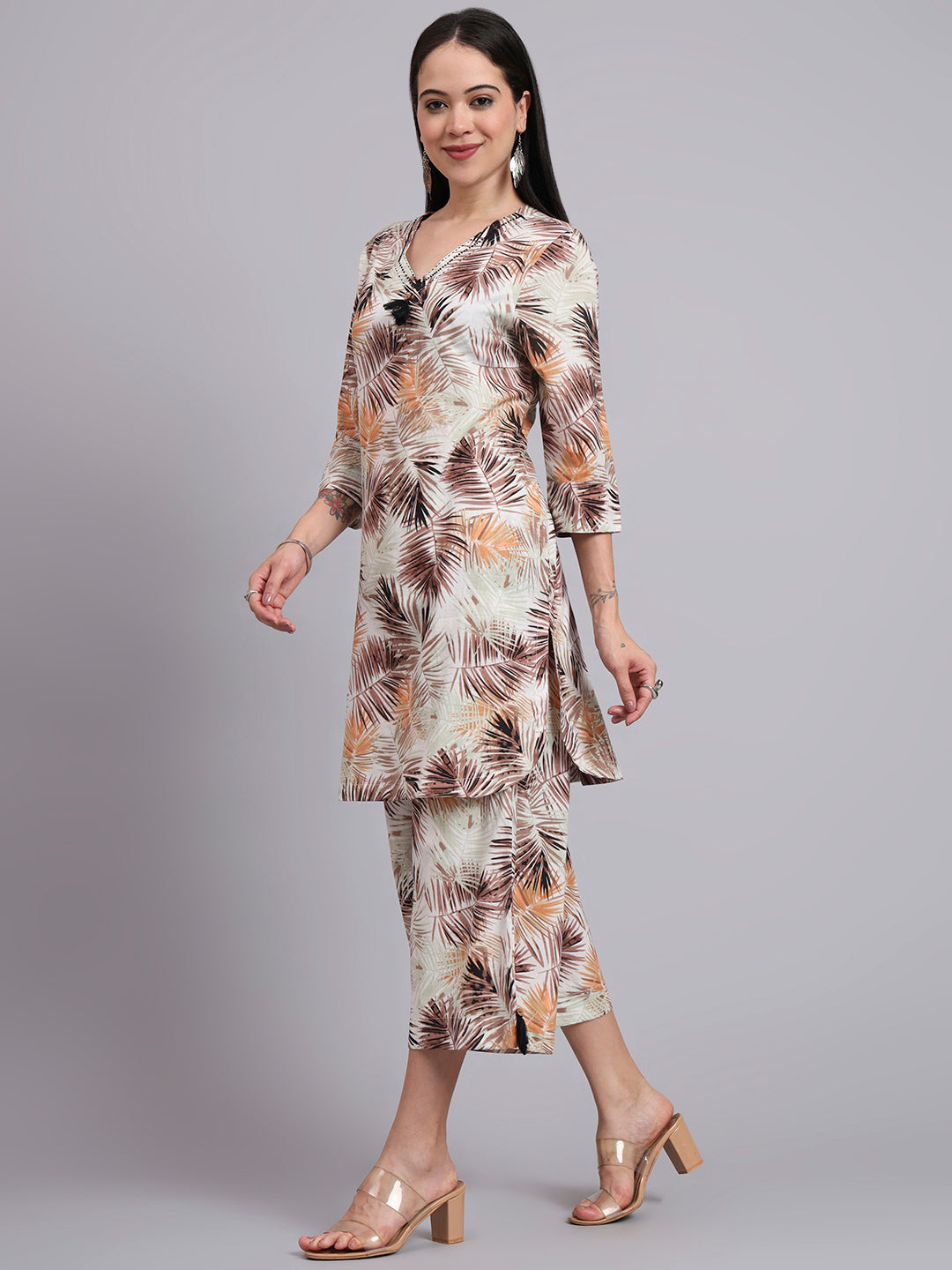 Women Cream Cotton Printed & Hand Work Co-ord Set (Set of 2)