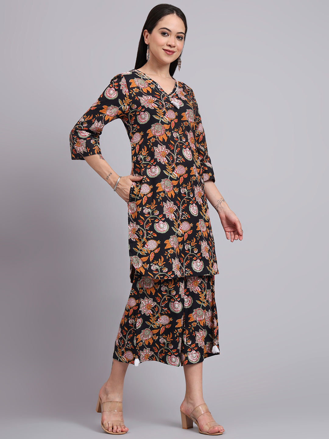 Women Black Cotton Printed & Hand Work Co-ord Set (Set of 2)