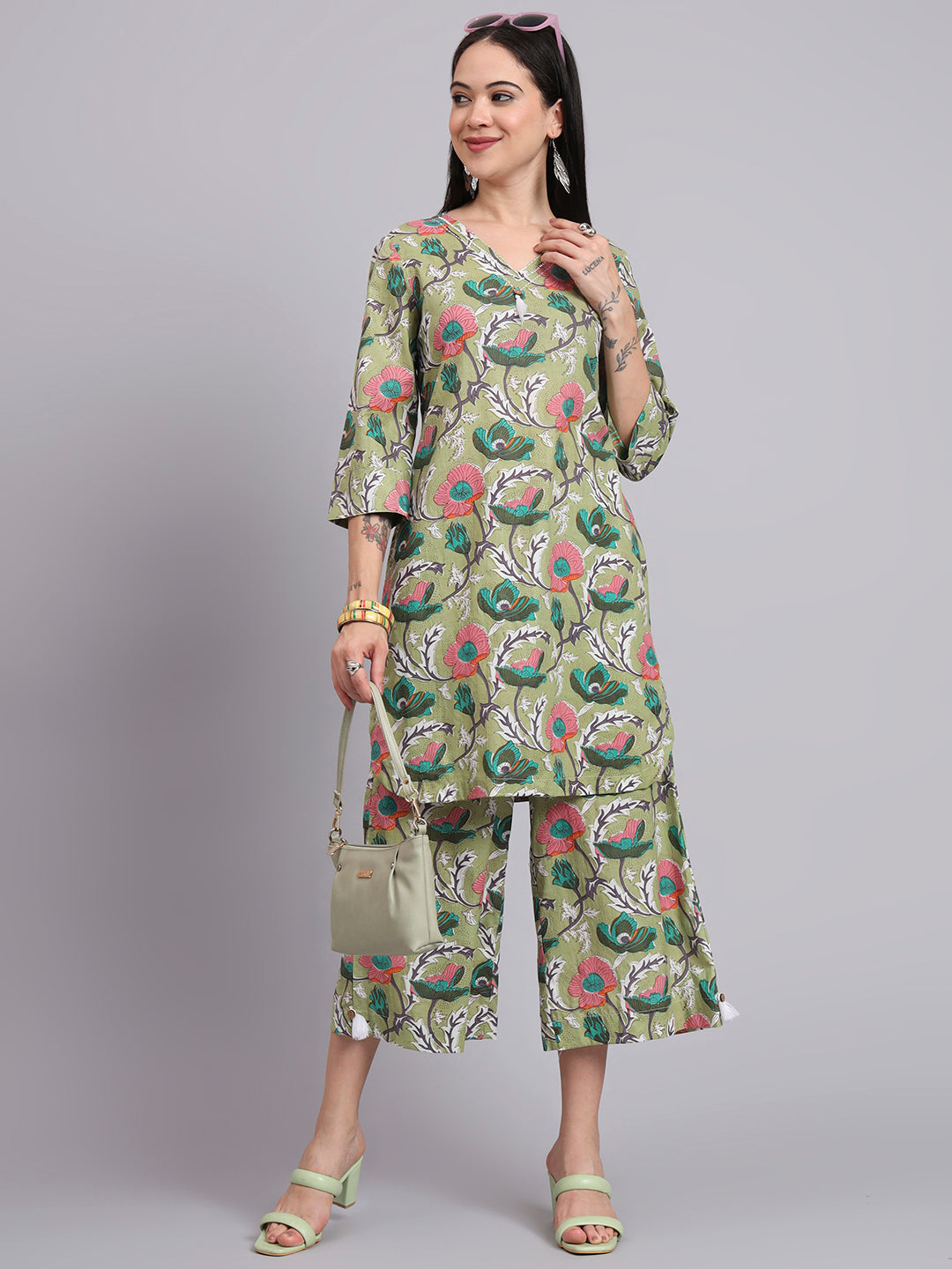 Women Green Cotton Printed & Hand Work Co-ord Set (Set of 2)