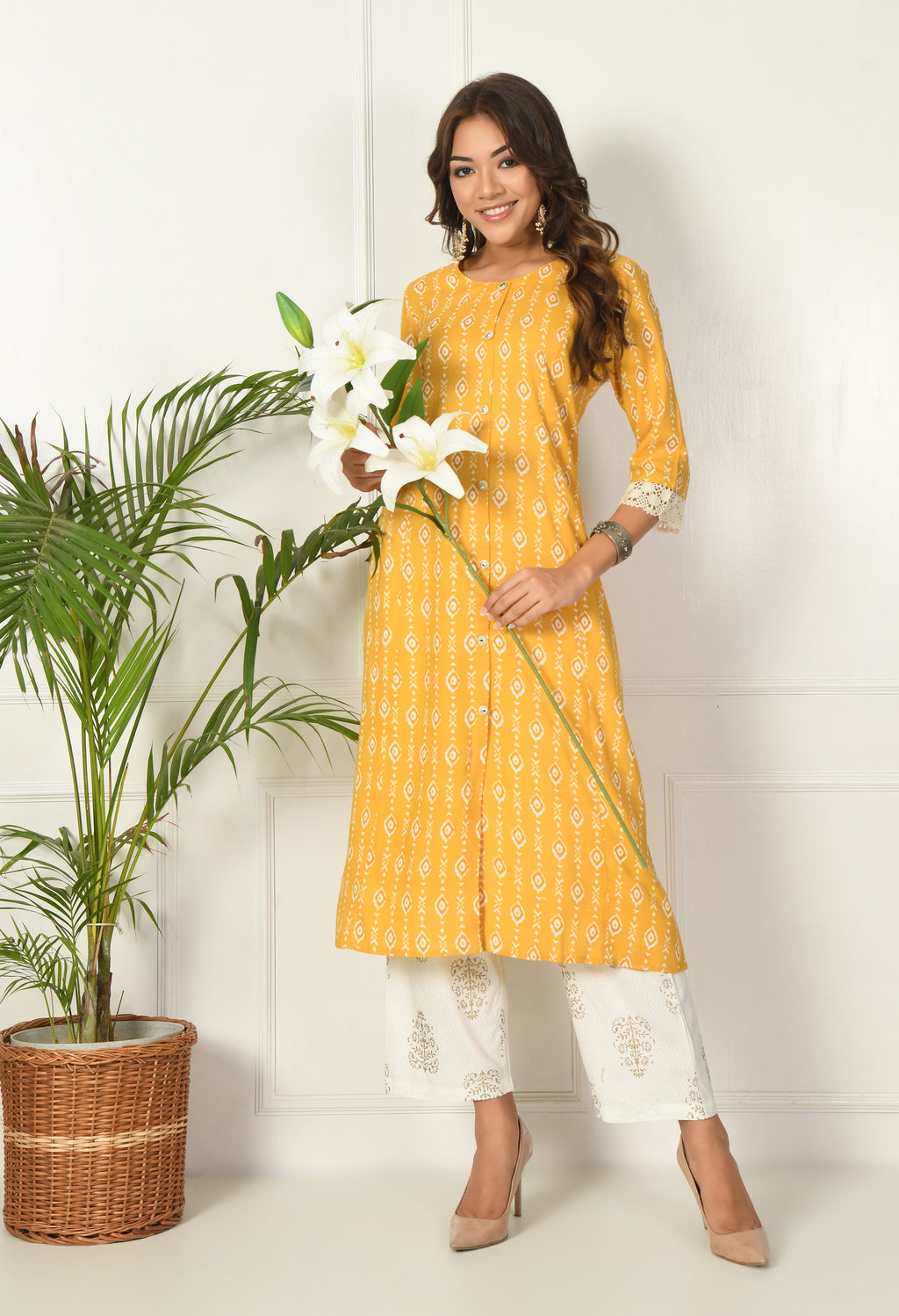 Women Yellow Rayon Printed & Trim Work Kurta Bottom Set