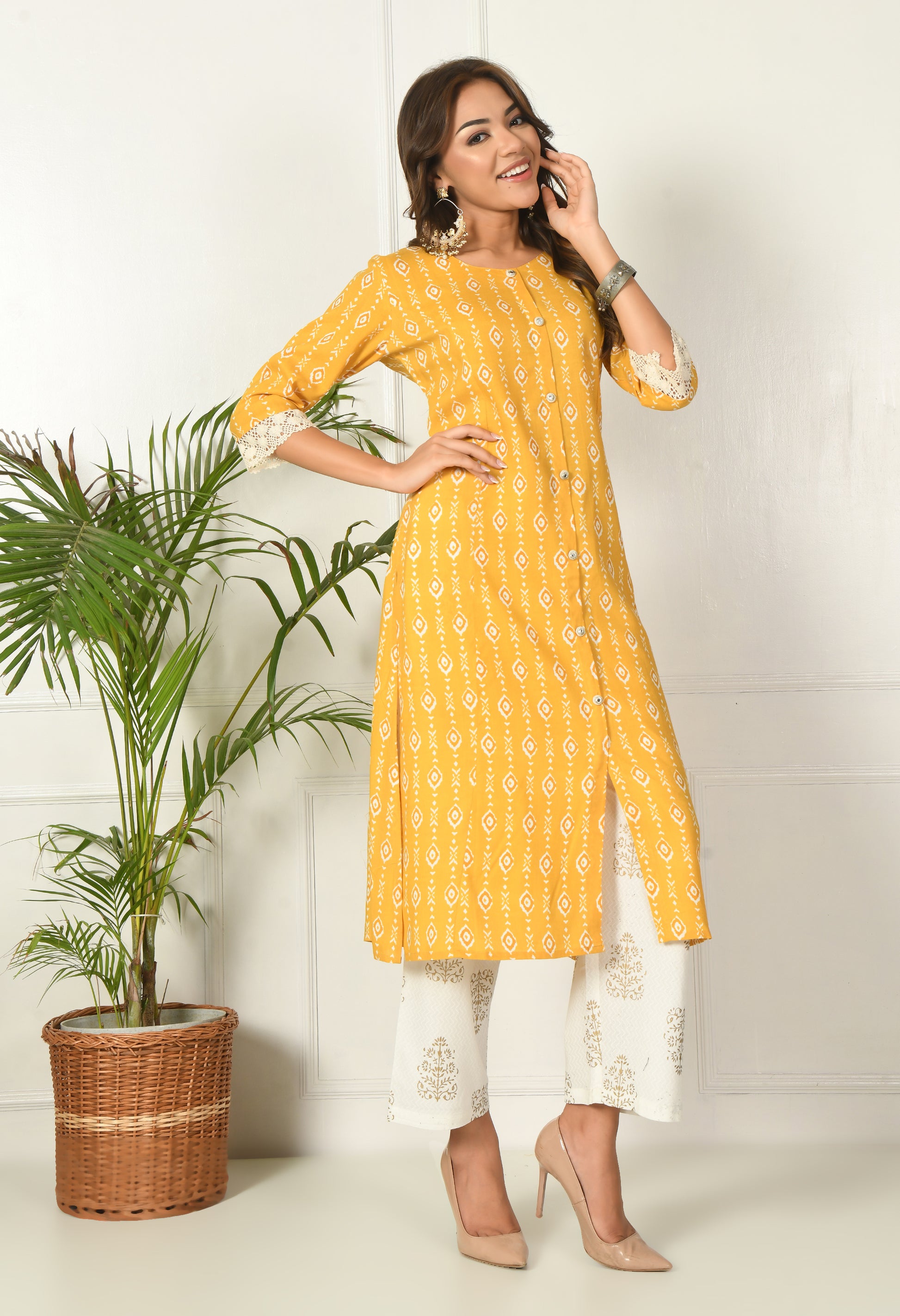 Women Yellow Rayon Printed & Trim Work Kurta Bottom Set