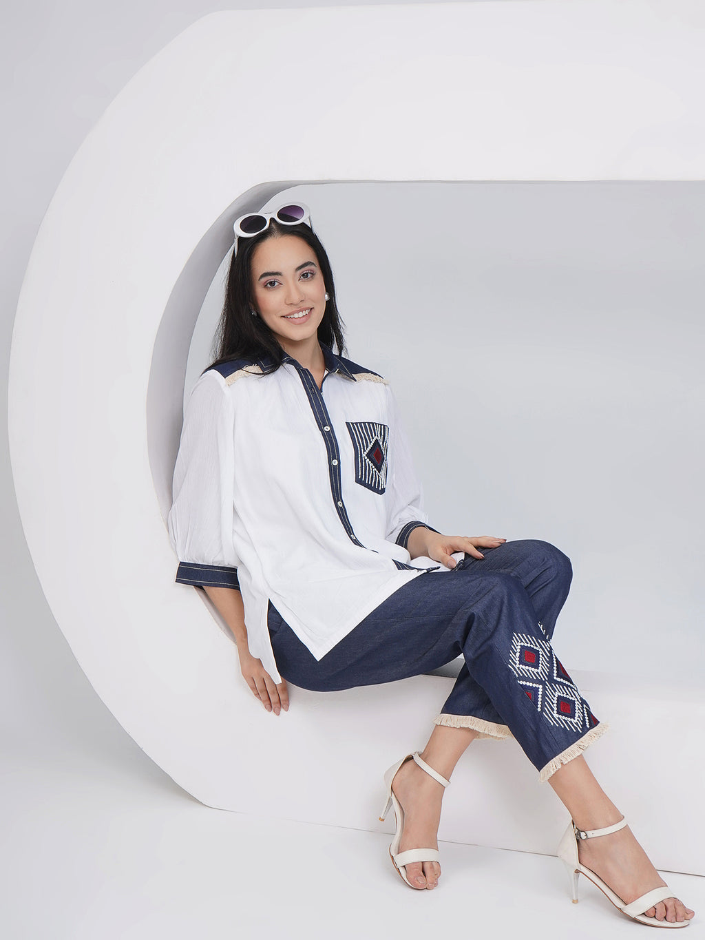 Ethnic White White Embellished shirt with Embellished Pants