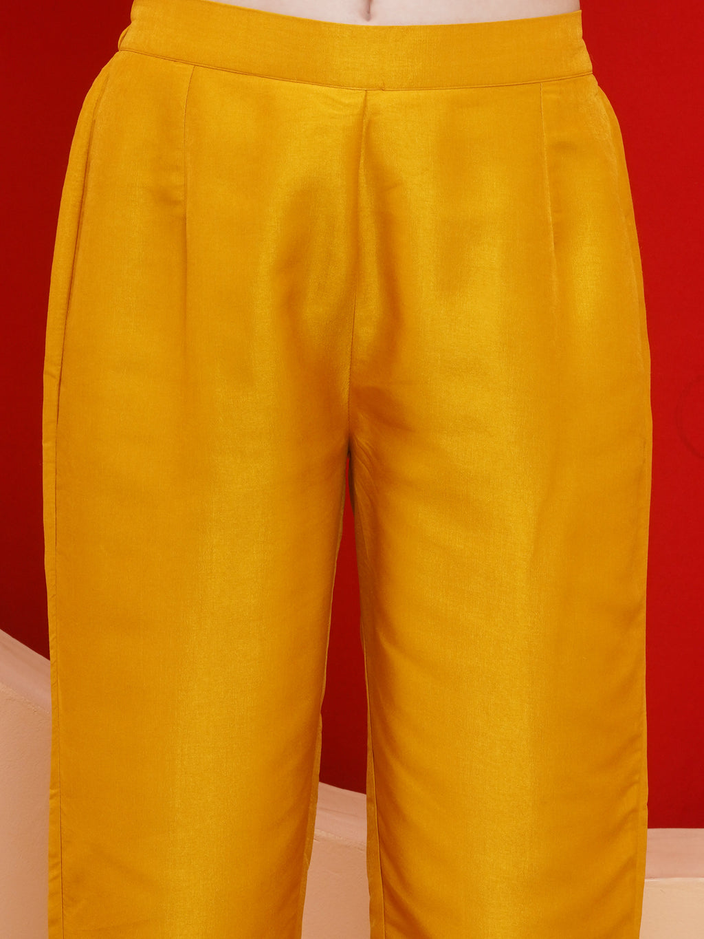 Women Yelow Kaftaan Set with ineer and Potli