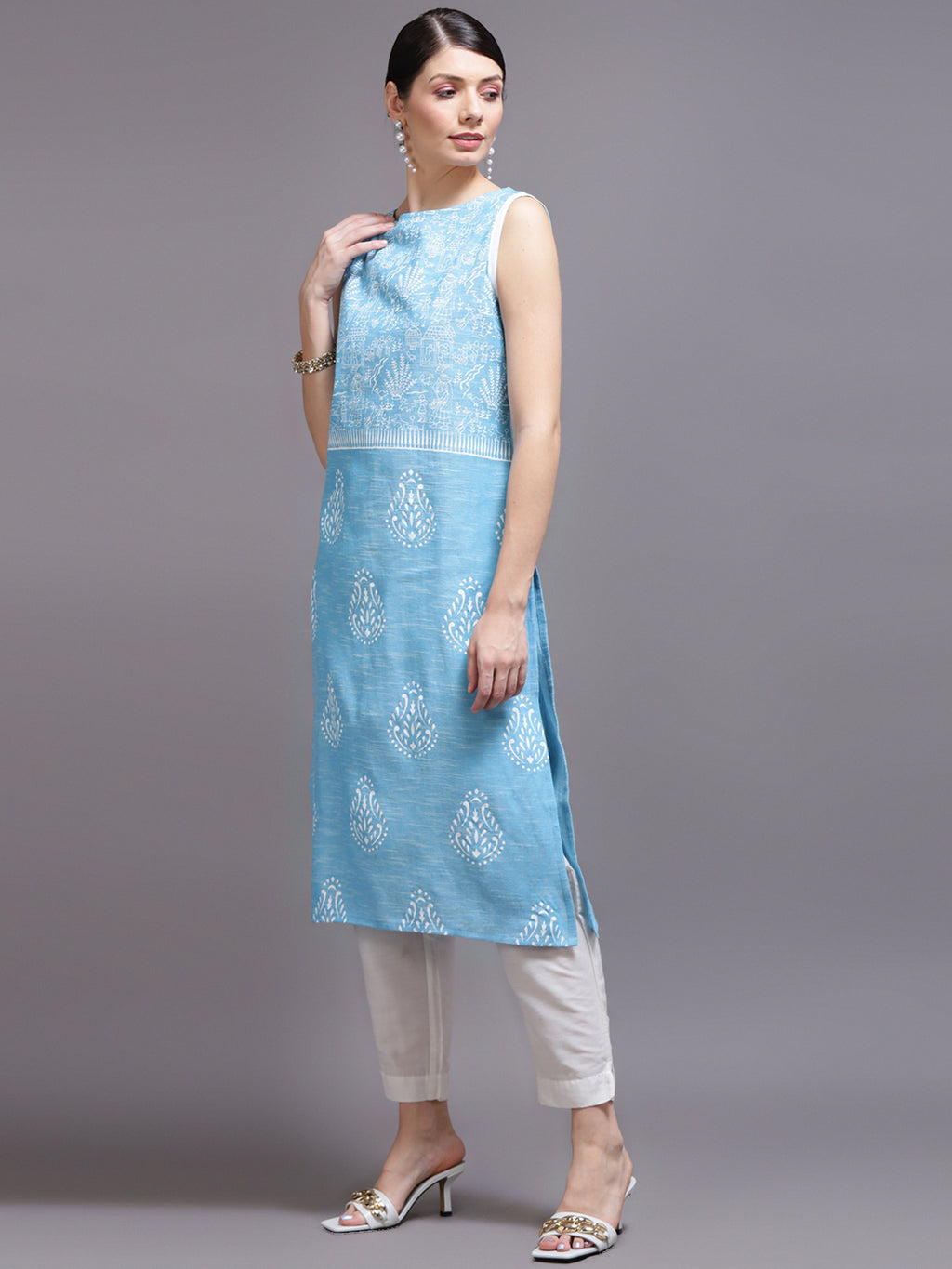 Women Sky Blue Printed Cotton Kurta