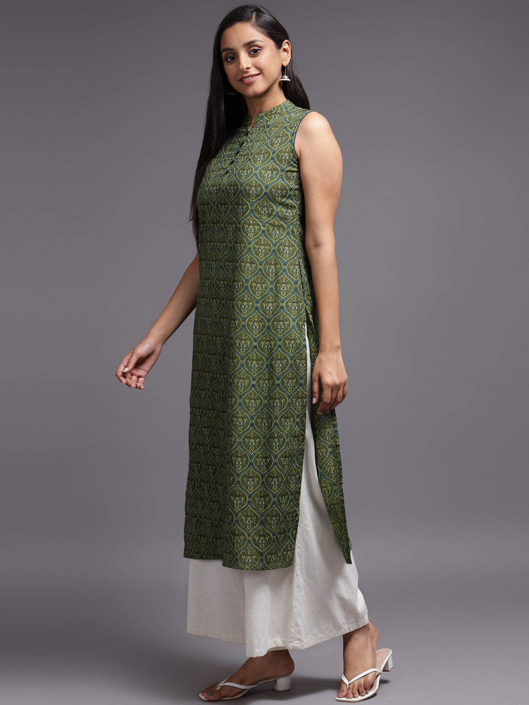 Women Green Printed Rayon Kurta