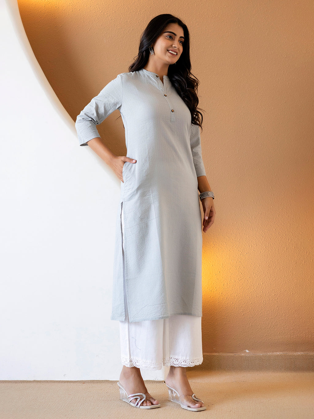 Women Grey Plain Katha Kurta