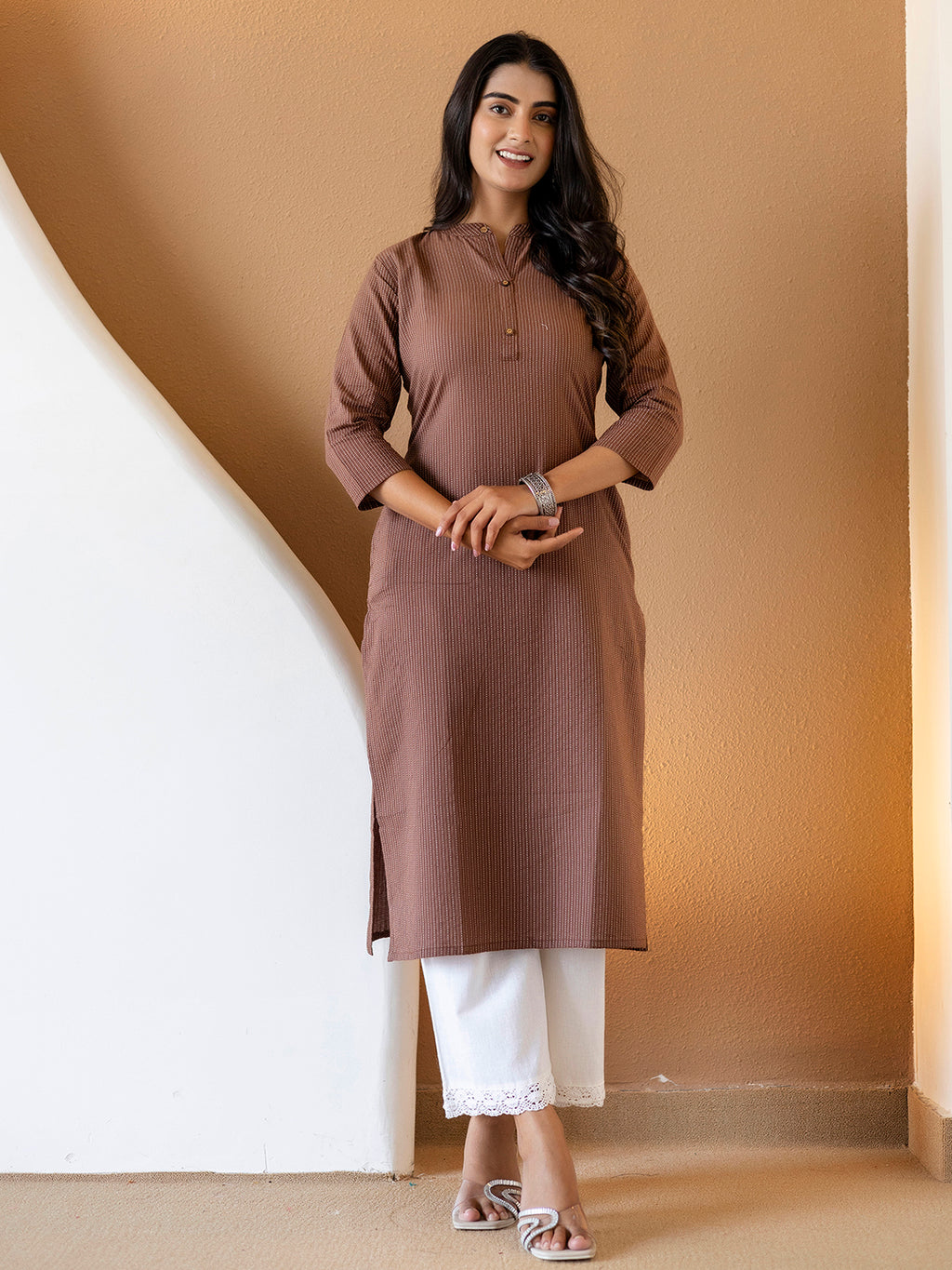 Women Brown Plain Katha Kurta
