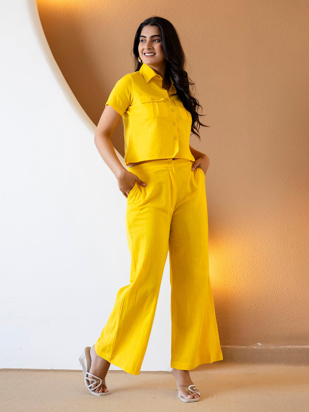 Women Yellow Plain Cotton Flex Co-Ords Set