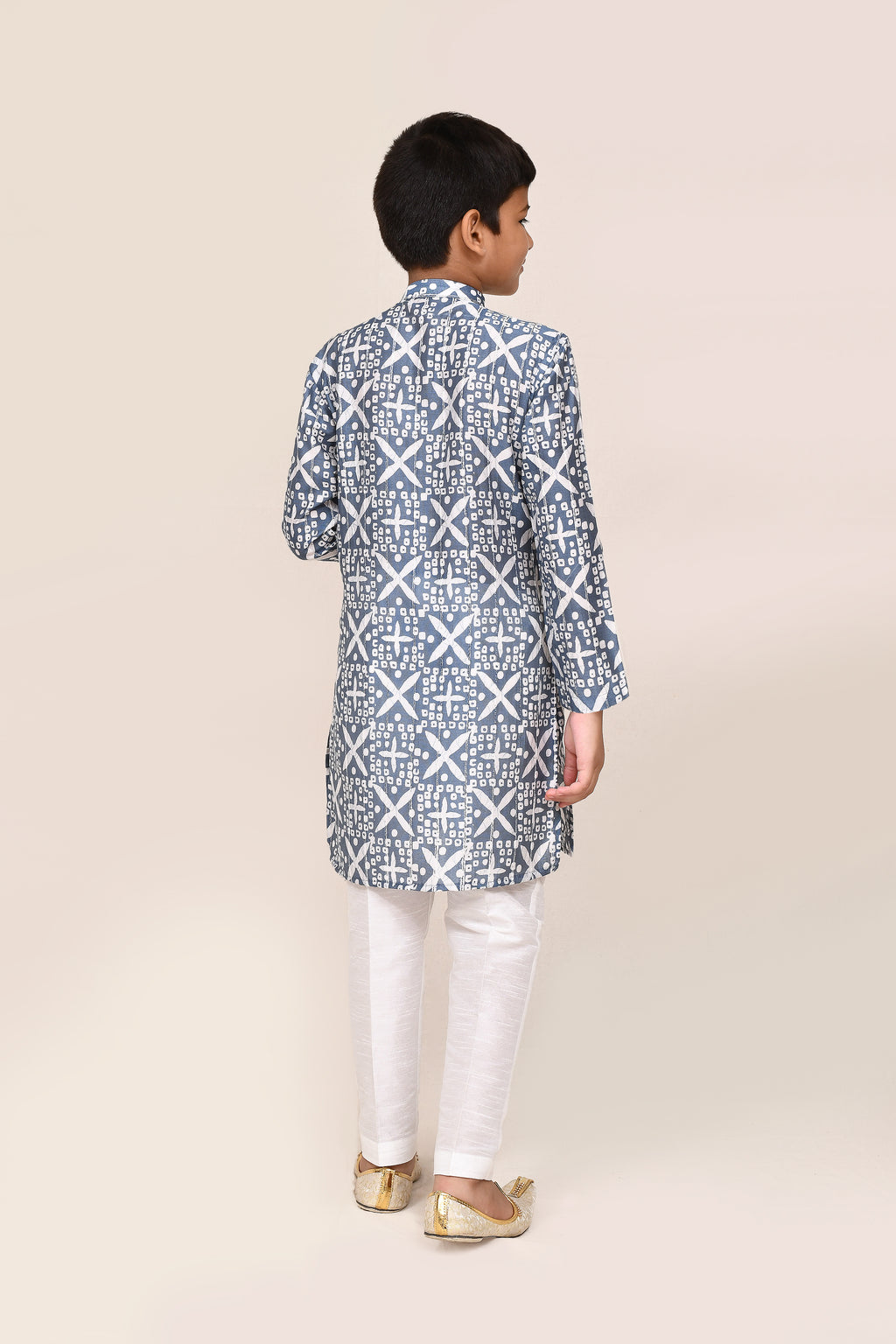 Kurta with straight fit pant