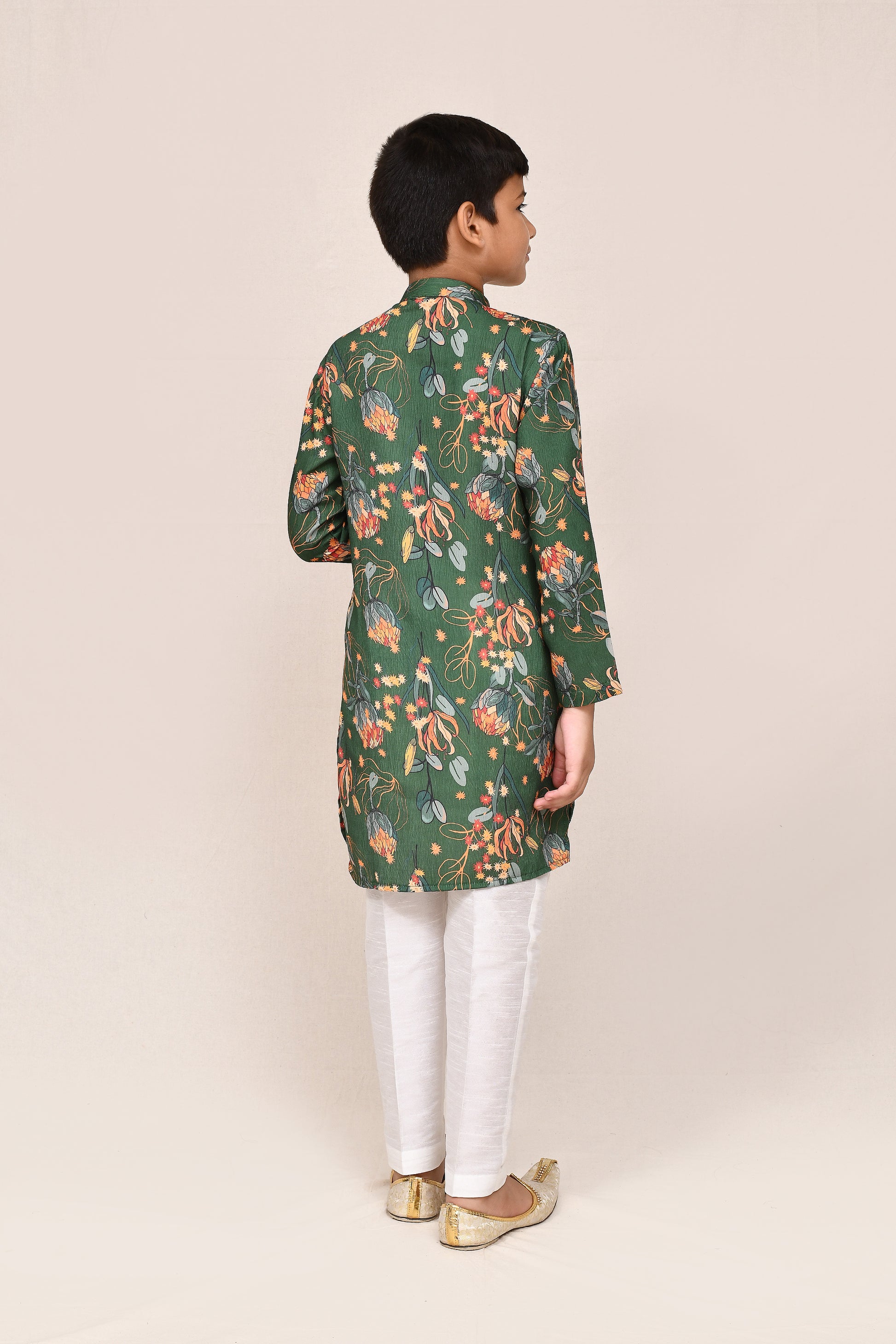 Kurta with straight fit pant