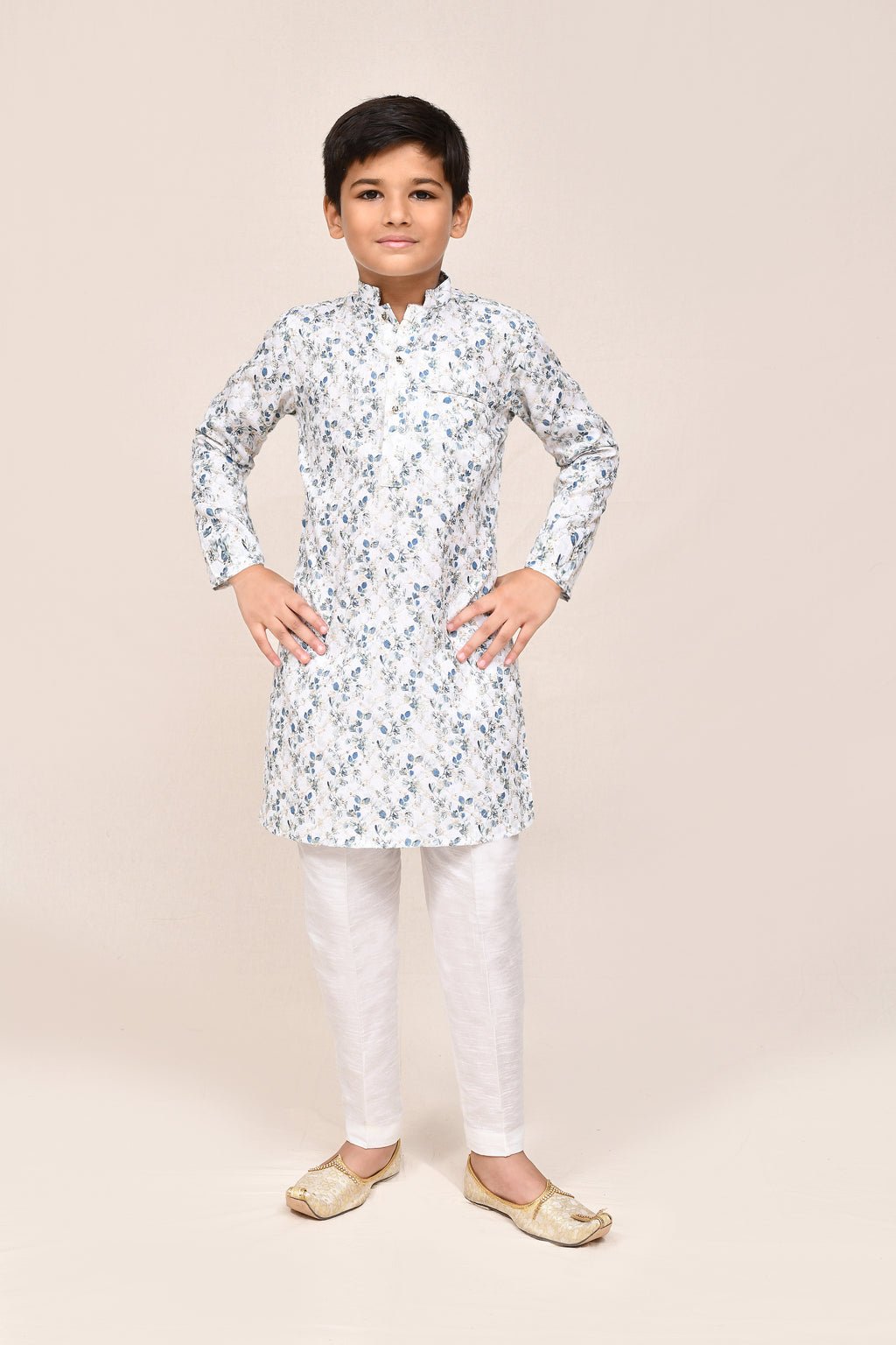 Kurta with straight fit pant