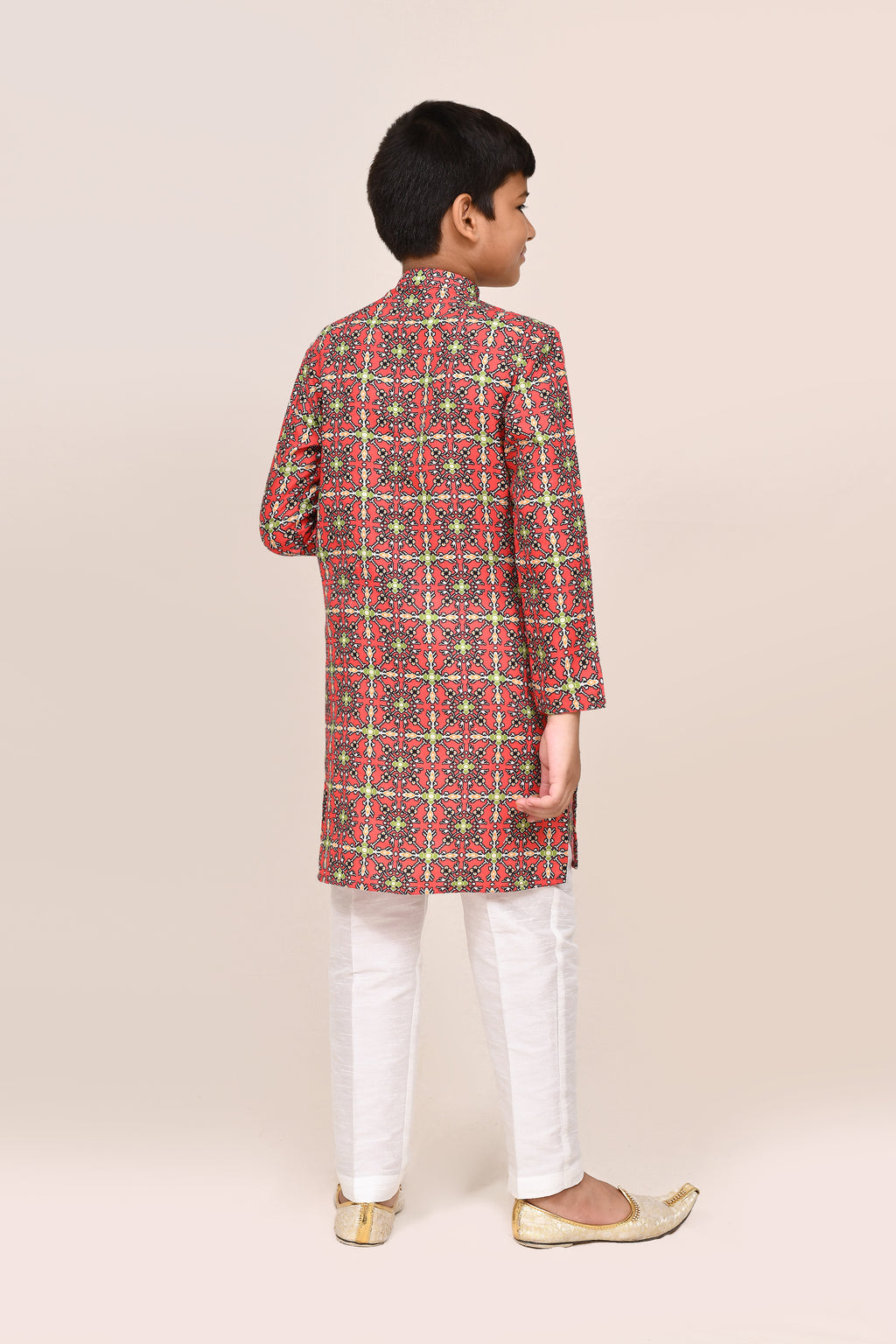 Kurta with straight fit pant