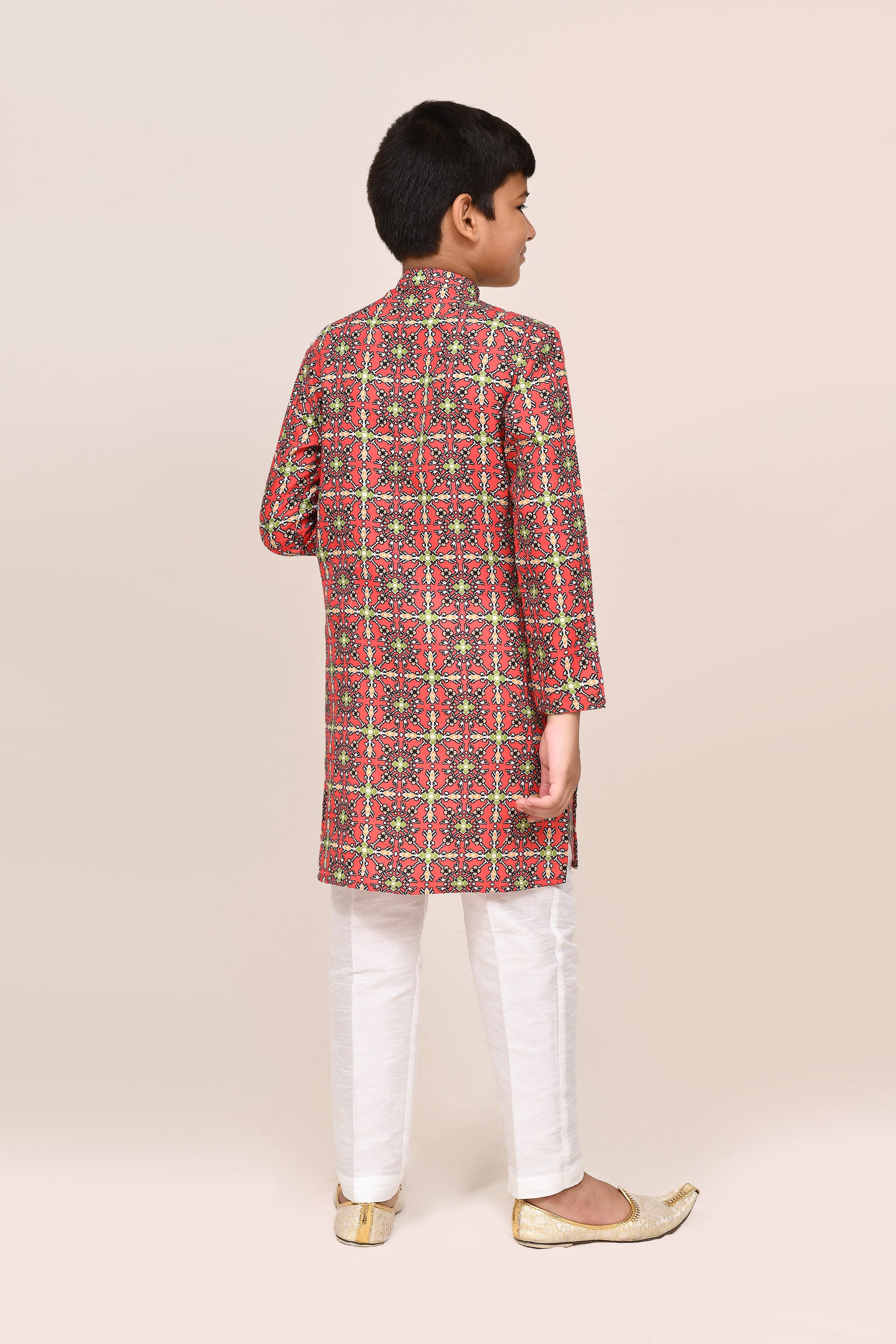Kurta with straight fit pant