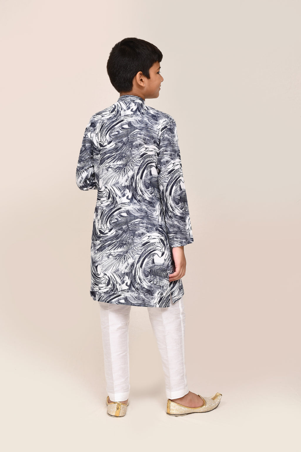 Kurta with straight fit pant