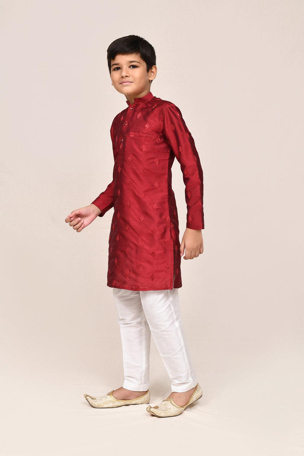 Kurta with straight fit pant