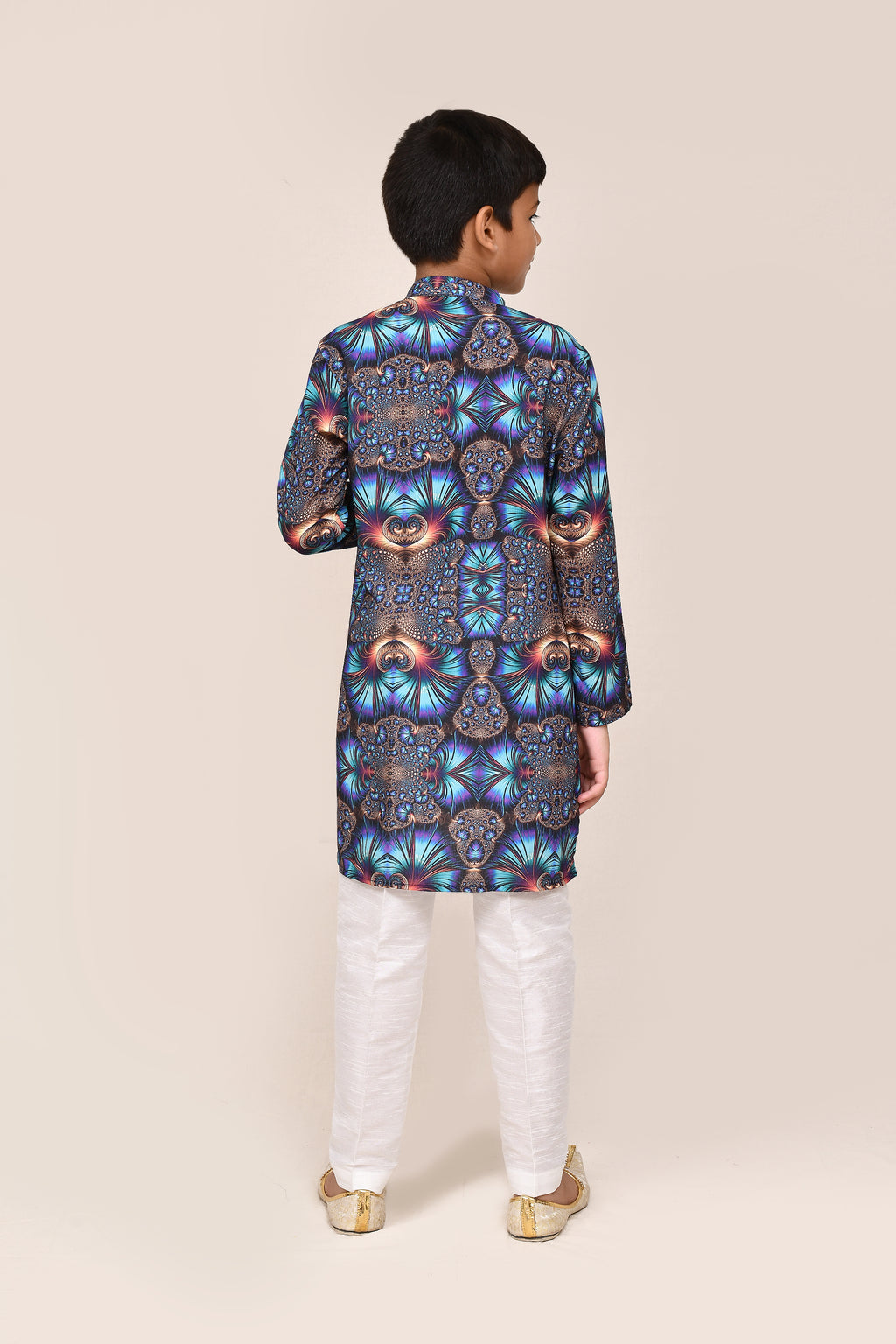 Kurta with straight fit pant