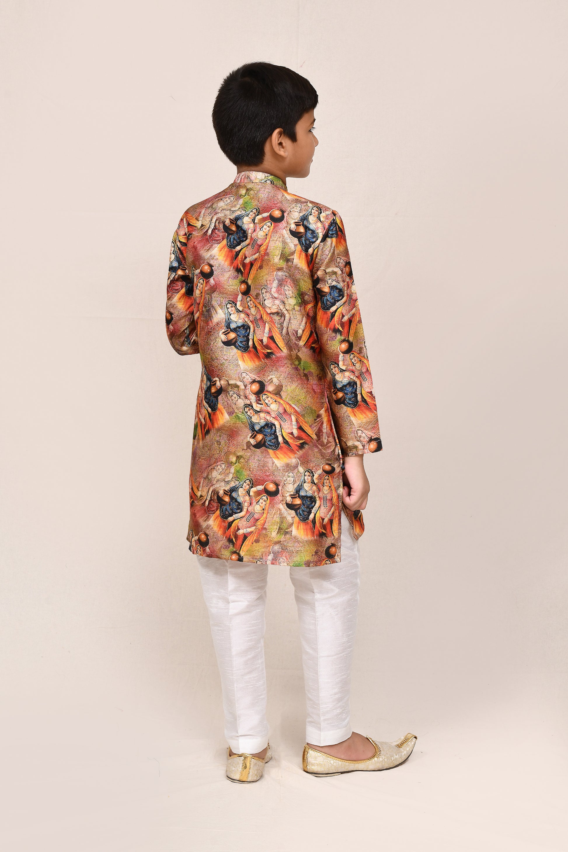 Kurta with straight fit pant
