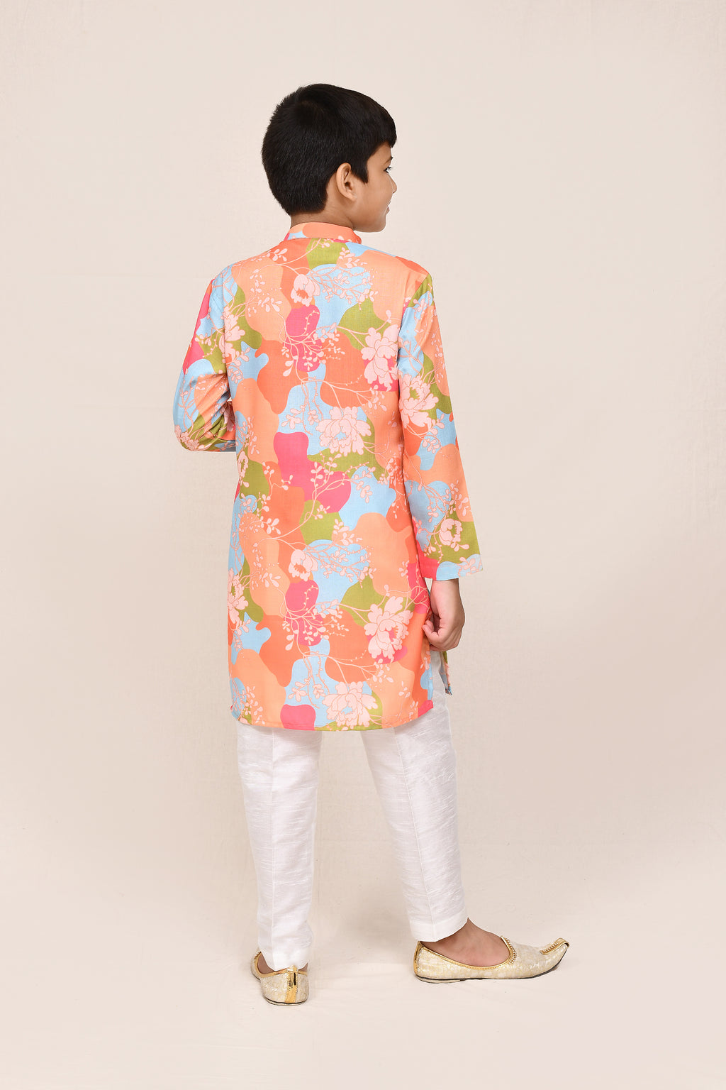 Kurta with straight fit pant