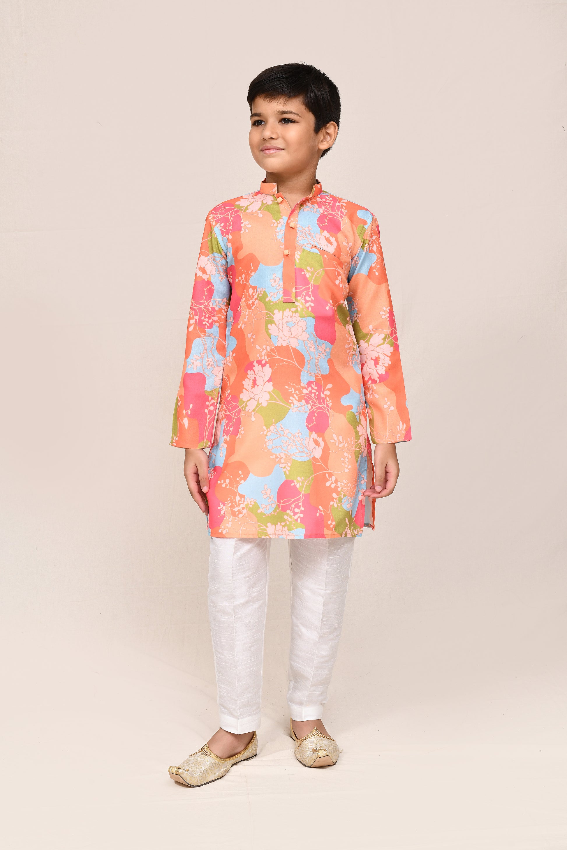 Kurta with straight fit pant