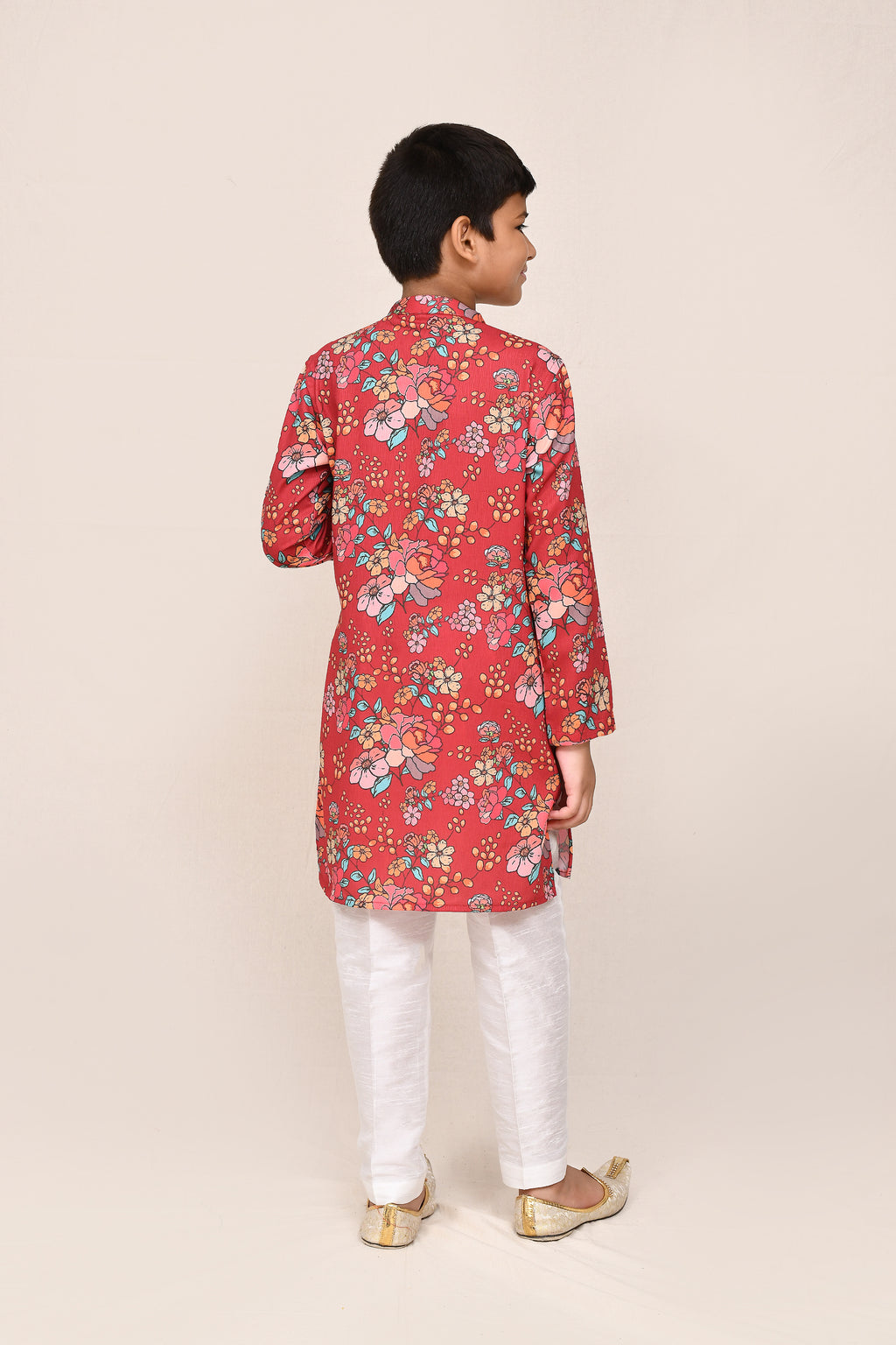 Kurta with straight fit pant