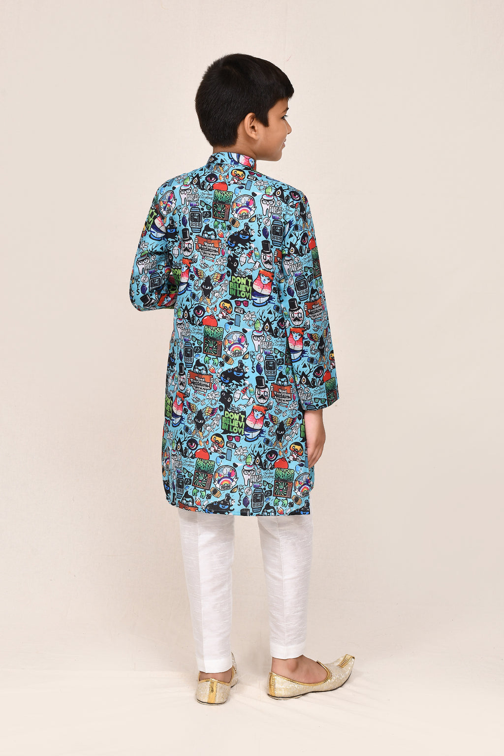 Kurta with straight fit pant
