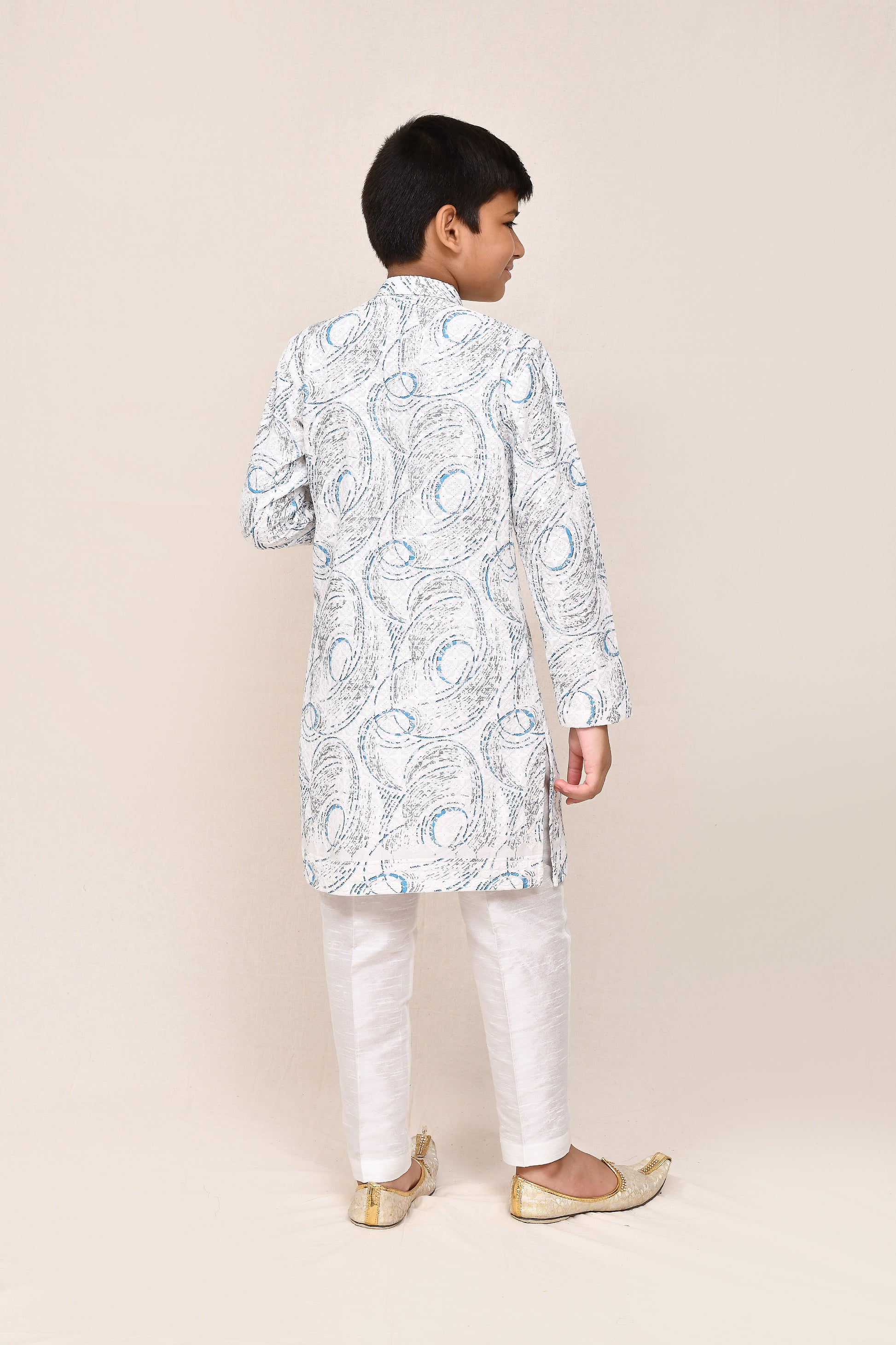 Kurta with straight fit pant